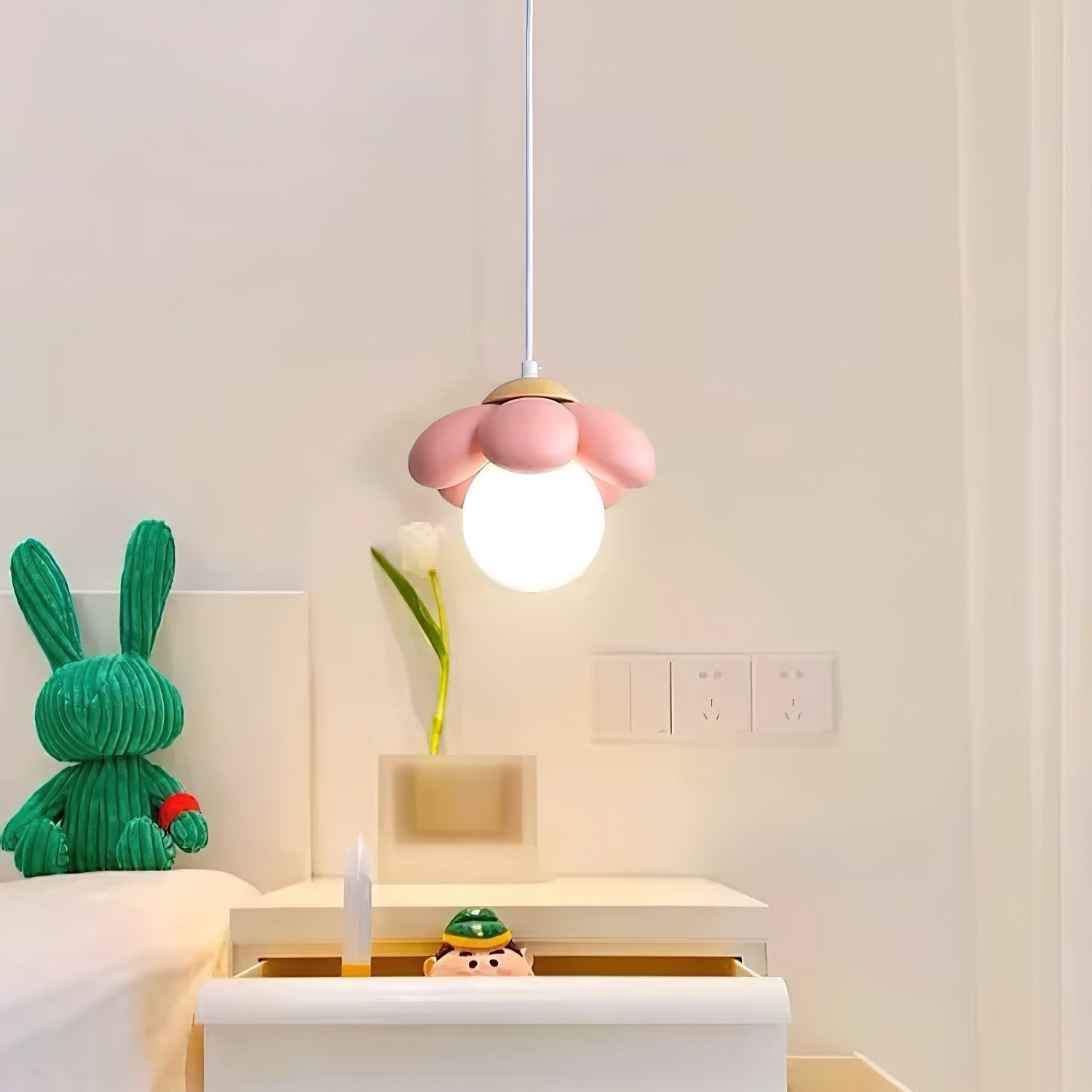 bloom-flower-pendant-light-wood-and-resin-g9-led-hanging-ceiling-lamp-for-living-room-and-bedroom