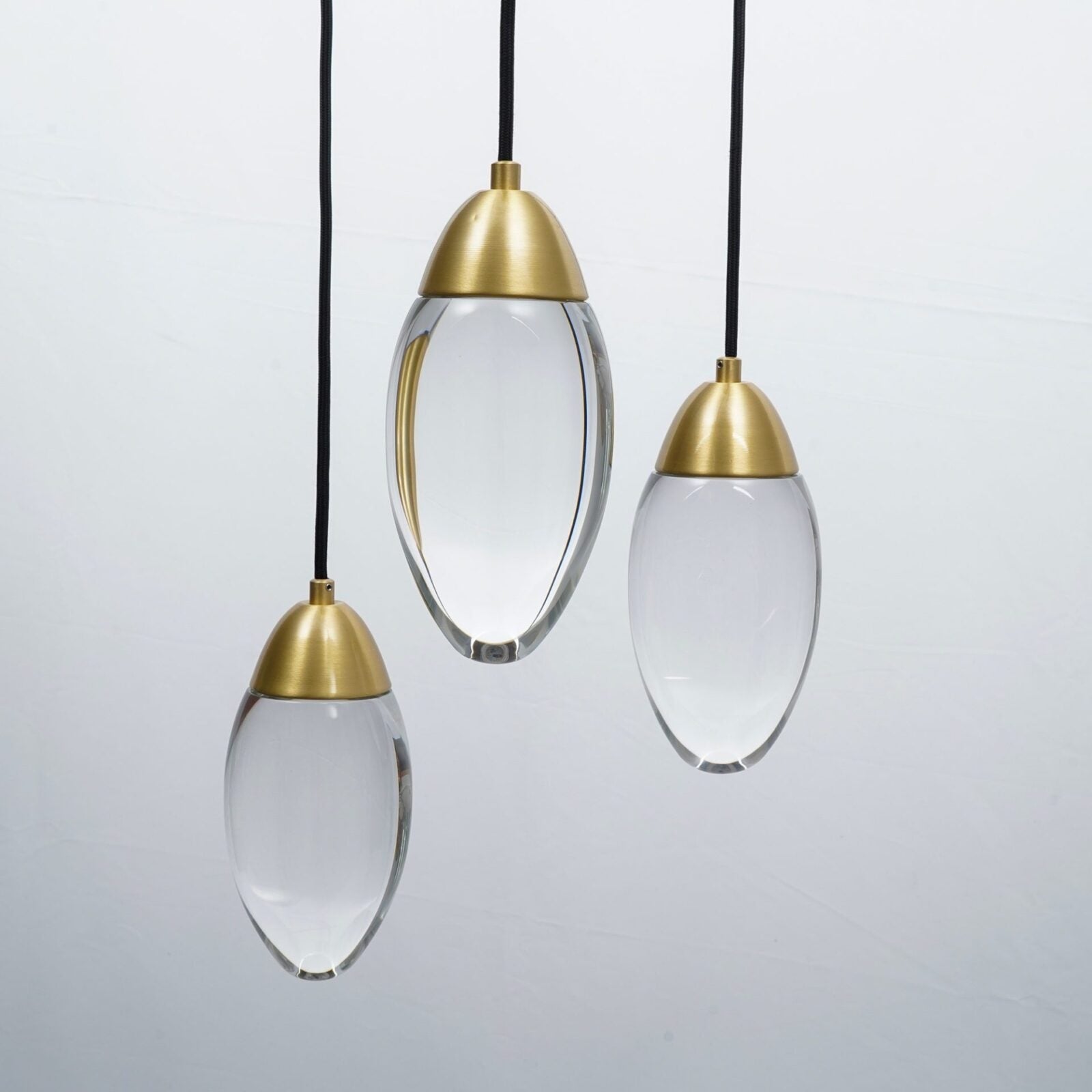luxury-brass-crystal-hanging-lamp-elegant-led-ceiling-light-for-home-decor