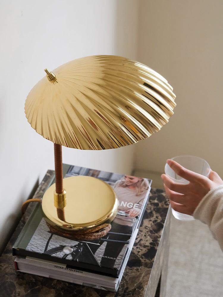 Sculptural Mid Century Modern Brass Shell Table Lamp for Bedside and Desk Lighting