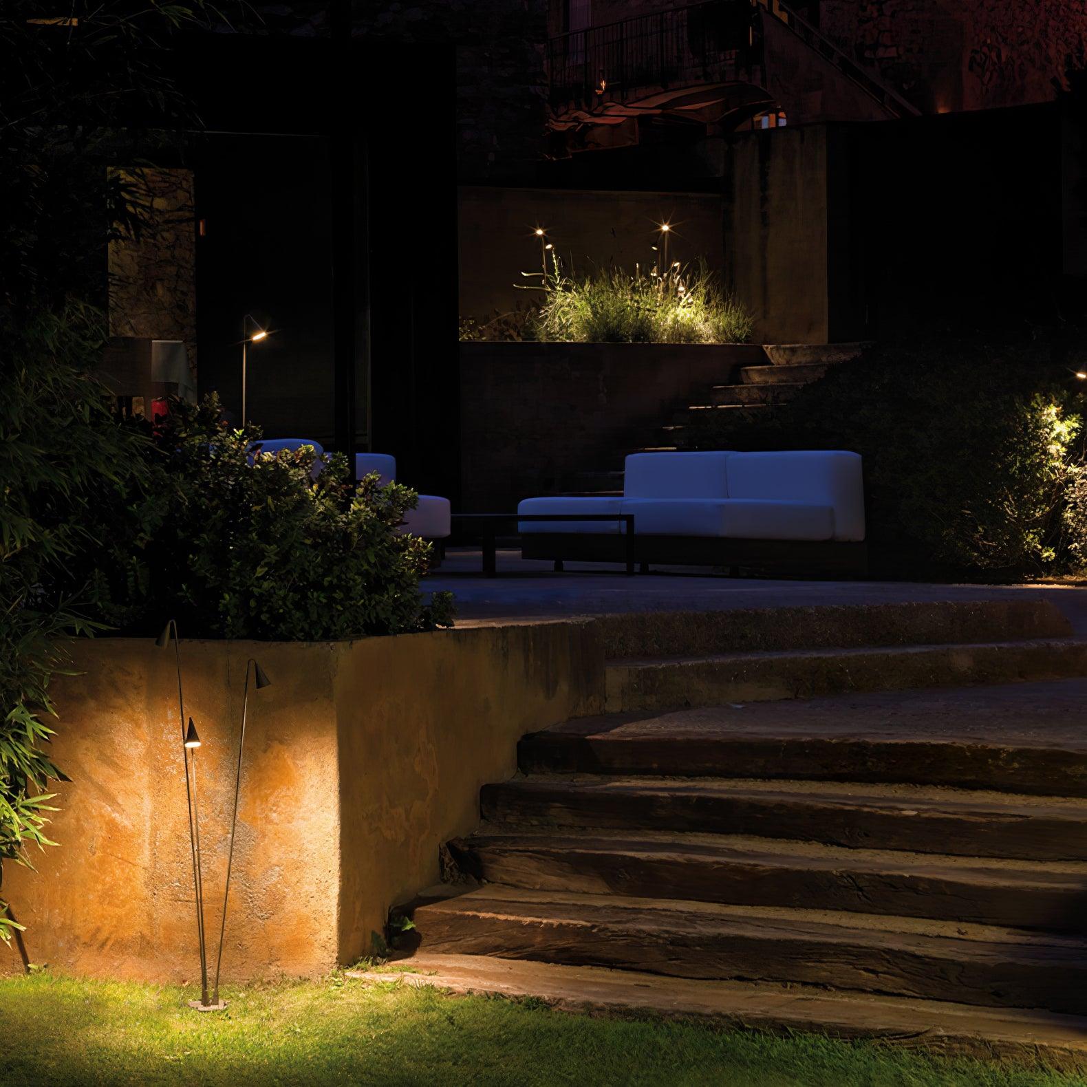 Bellflower Aluminum Outdoor Floor Lamp Waterproof LED Pathway Pedestal Light