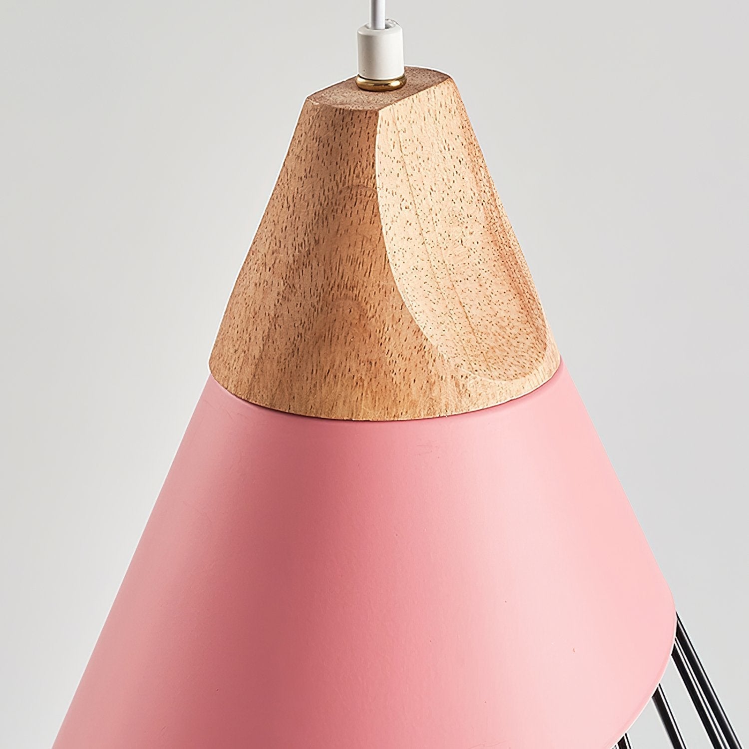 modern-tapered-led-pendant-light-with-wood-grain-finish-for-kitchen-and-dining-room