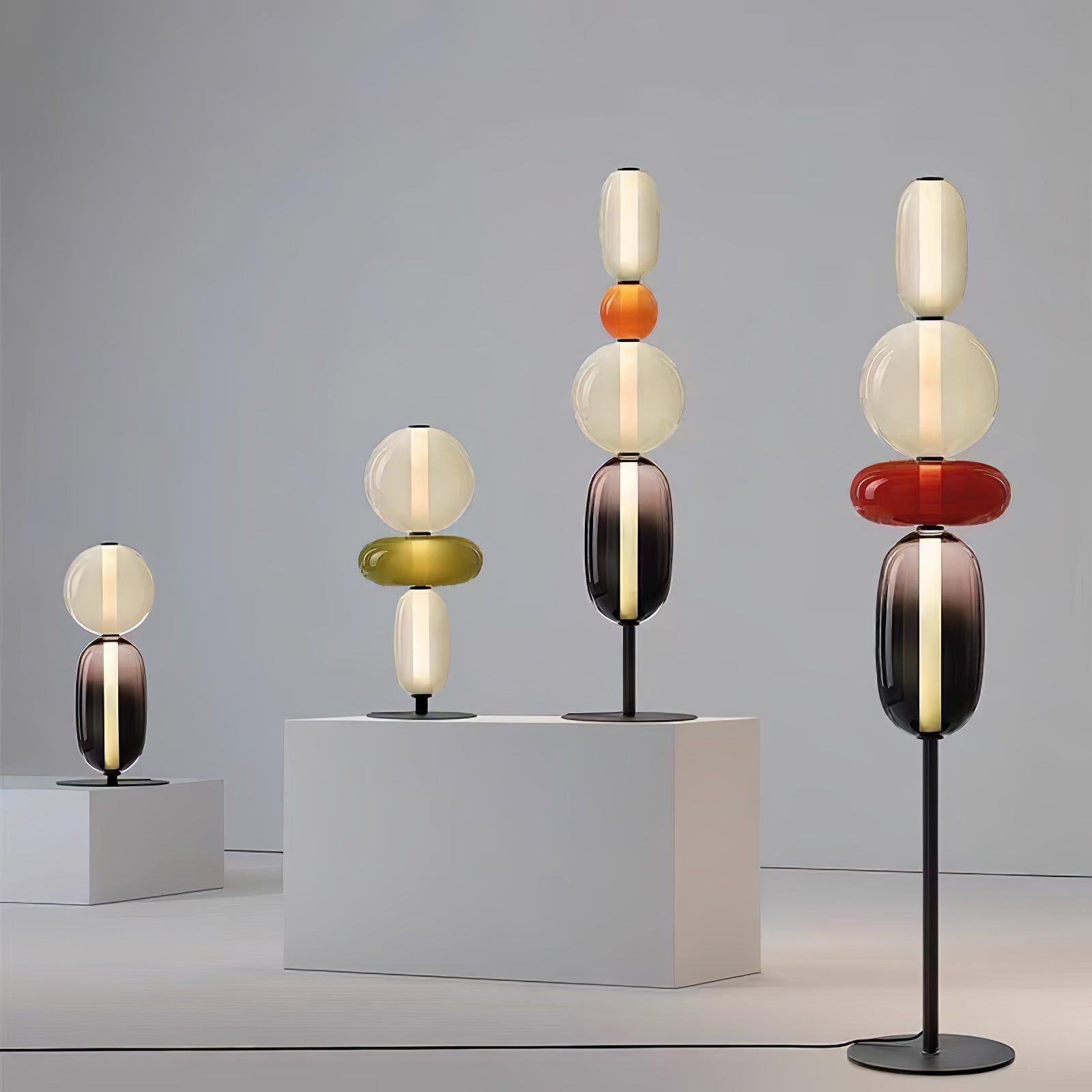 Modern Hand Blown Crystal Pebbles Floor Lamp Integrated LED Artistic Glass Lighting