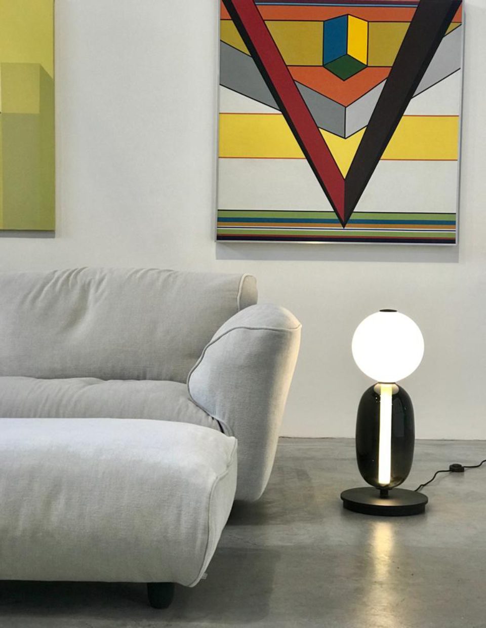 Modern Colorful Candied Glass Pebbles LED Table Lamp for Artful Interior Lighting