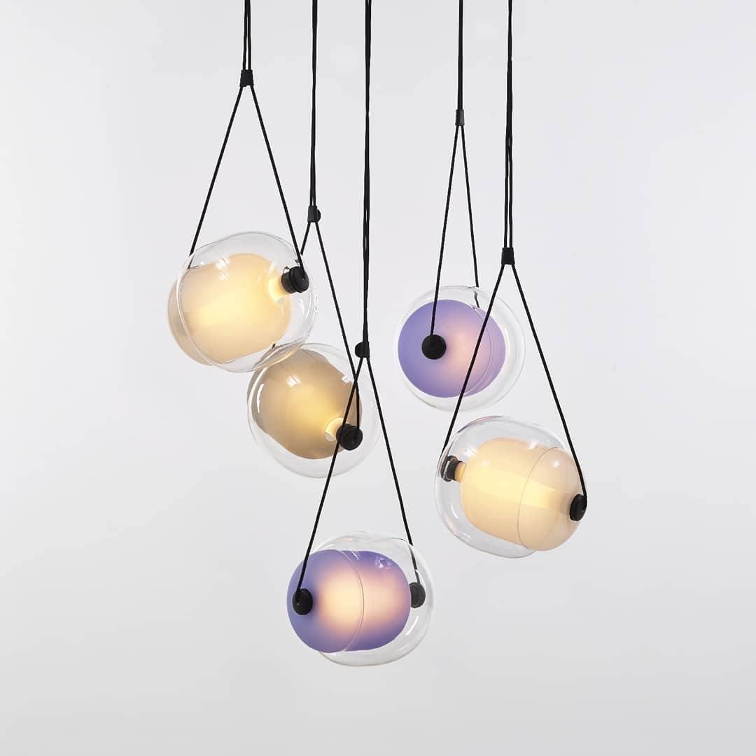 modern-capsula-layered-glass-led-pendant-light-for-contemporary-interior-lighting