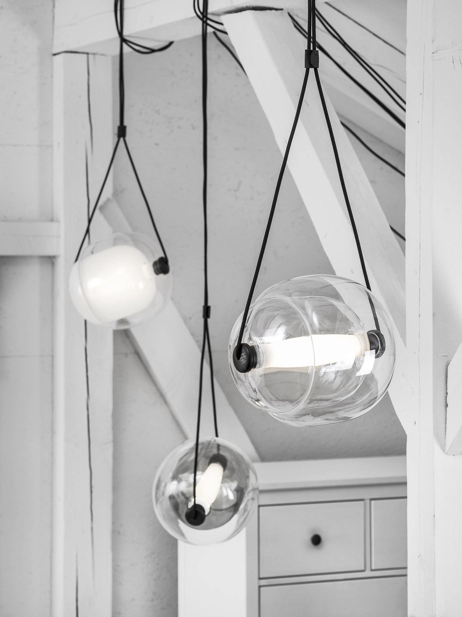 modern-capsula-layered-glass-led-pendant-light-for-contemporary-interior-lighting