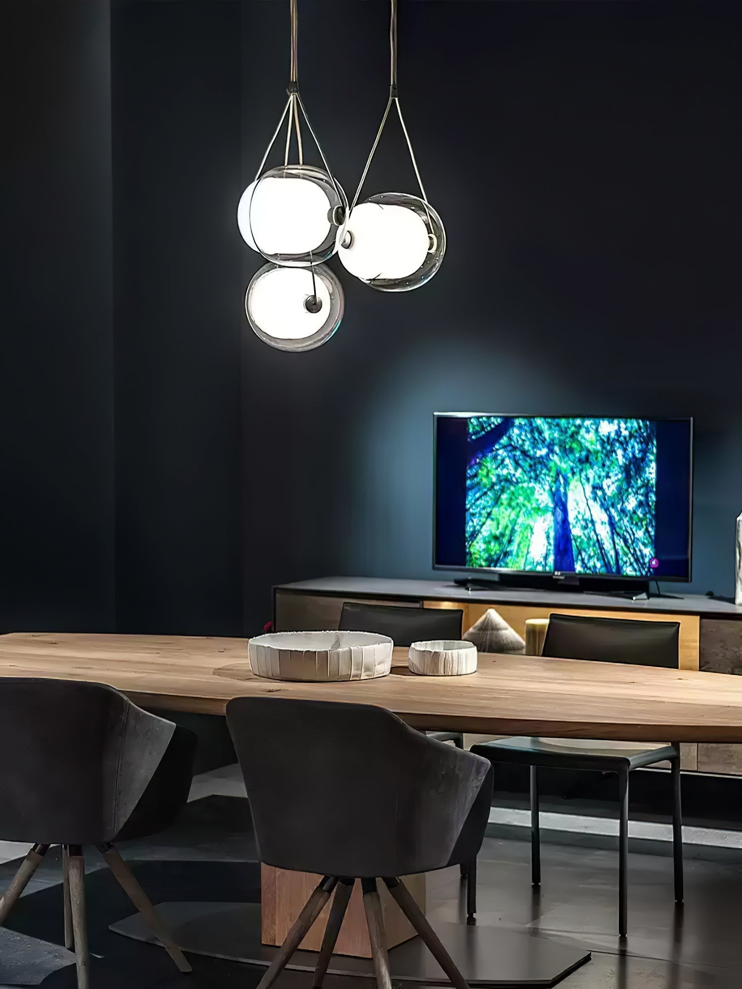 modern-capsula-layered-glass-led-pendant-light-for-contemporary-interior-lighting
