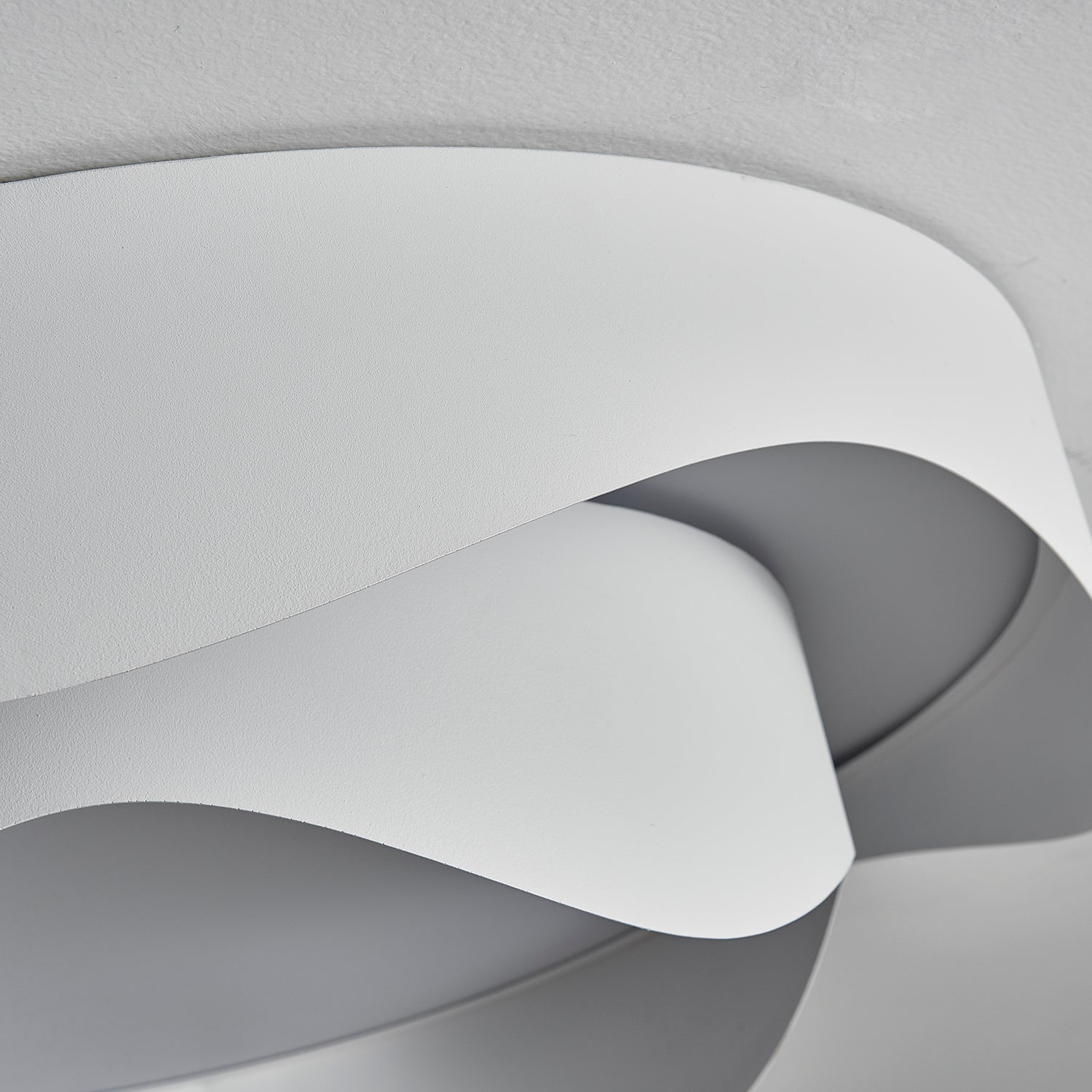 Cenia Modern Circular LED Ceiling Light White Matte Finish Minimalist Flush Mount Fixture