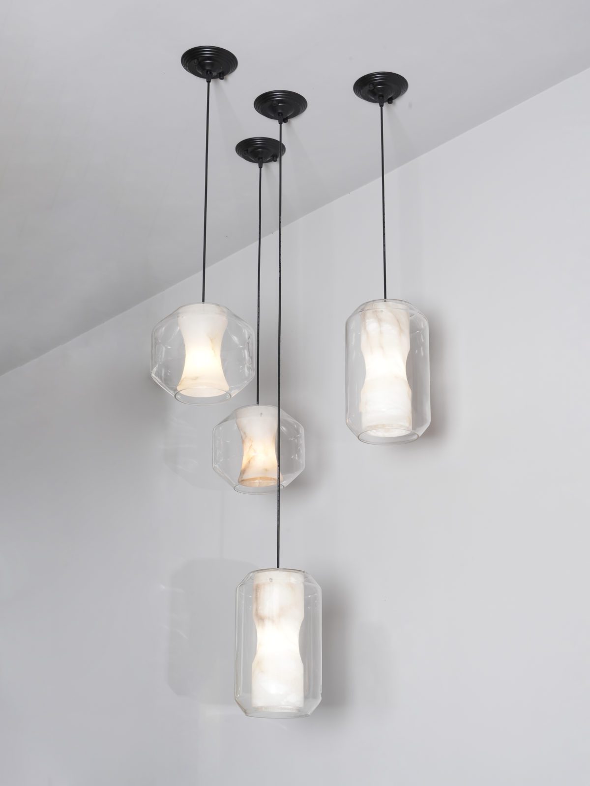 carrara-marble-and-clear-lead-crystal-chamber-pendant-lamp-with-white-marble-diffuser