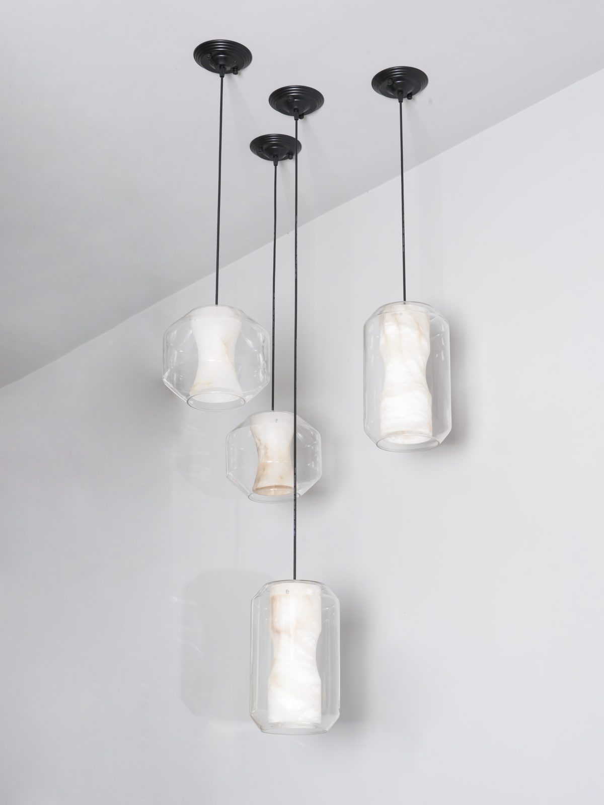 carrara-marble-and-clear-lead-crystal-chamber-pendant-lamp-with-white-marble-diffuser