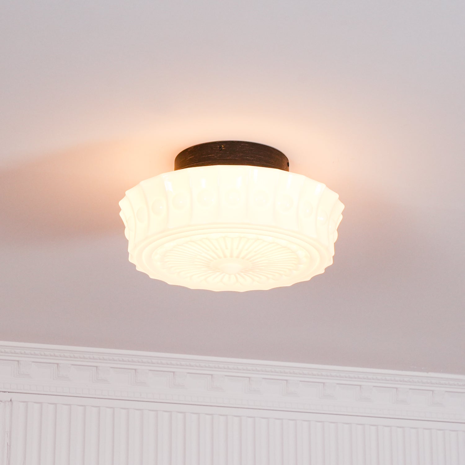 modern-round-glass-flush-mount-ceiling-light-fixture-for-living-and-dining-rooms