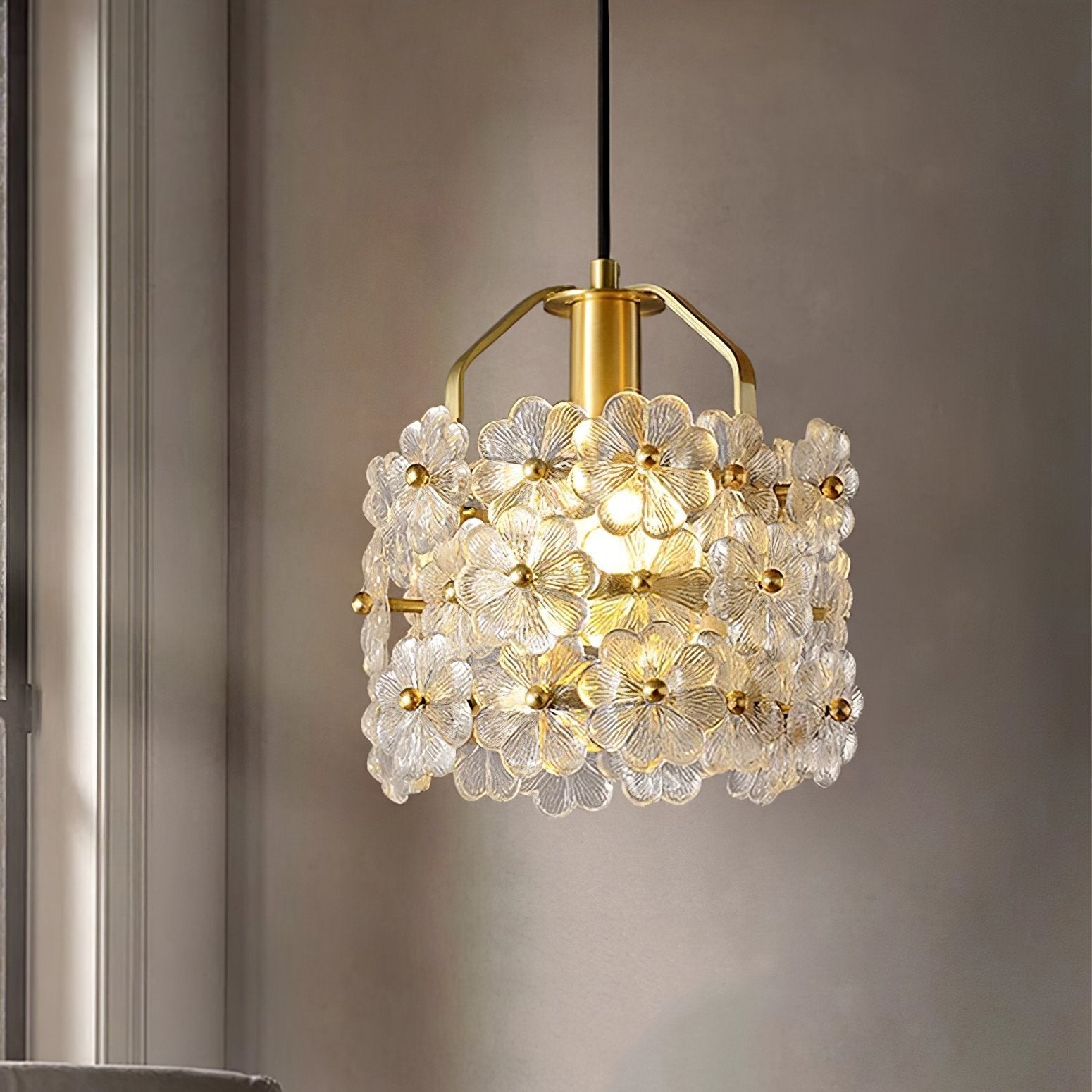 vintage-brass-and-flowered-glass-charlotte-pendant-light-fixture-for-entryway-lighting