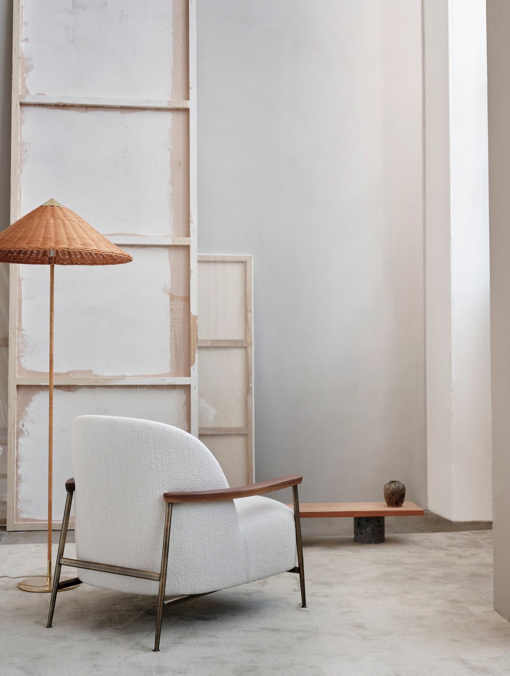 Mid Century Modern Rattan Stem Floor Lamp with Elegant Fabric Shade for Indoor Living Spaces