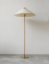 Mid Century Modern Rattan Stem Floor Lamp with Elegant Fabric Shade for Indoor Living Spaces