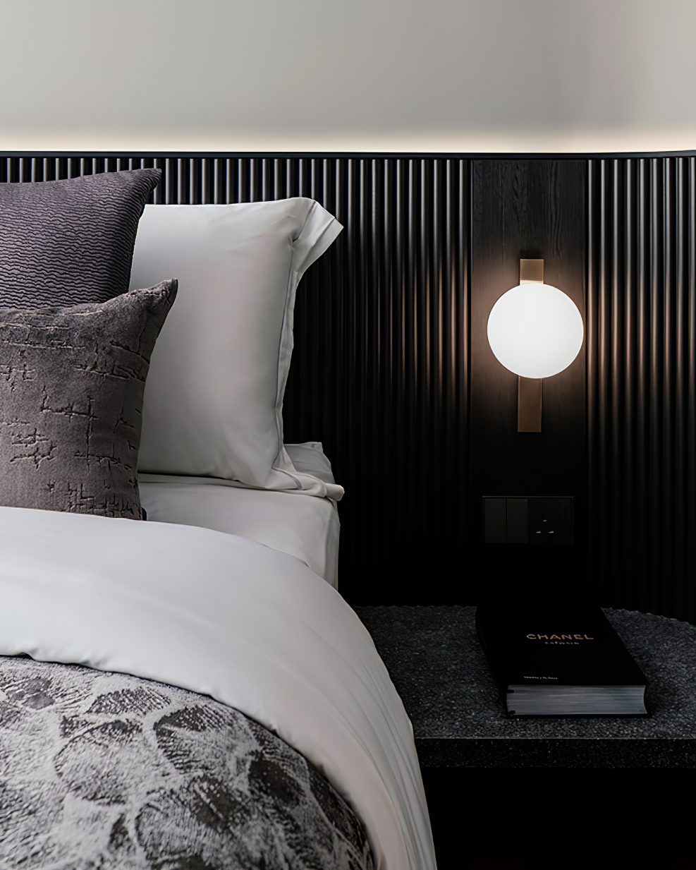 modern-minimalist-circ-led-wall-light-spherical-globe-sconce-for-bathroom-and-entryway