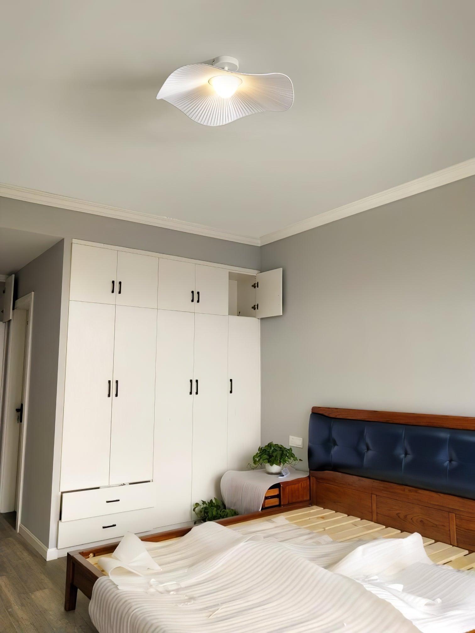 Modern White Cloud Fabric LED Ceiling Lamp for Bedroom and Kids Room