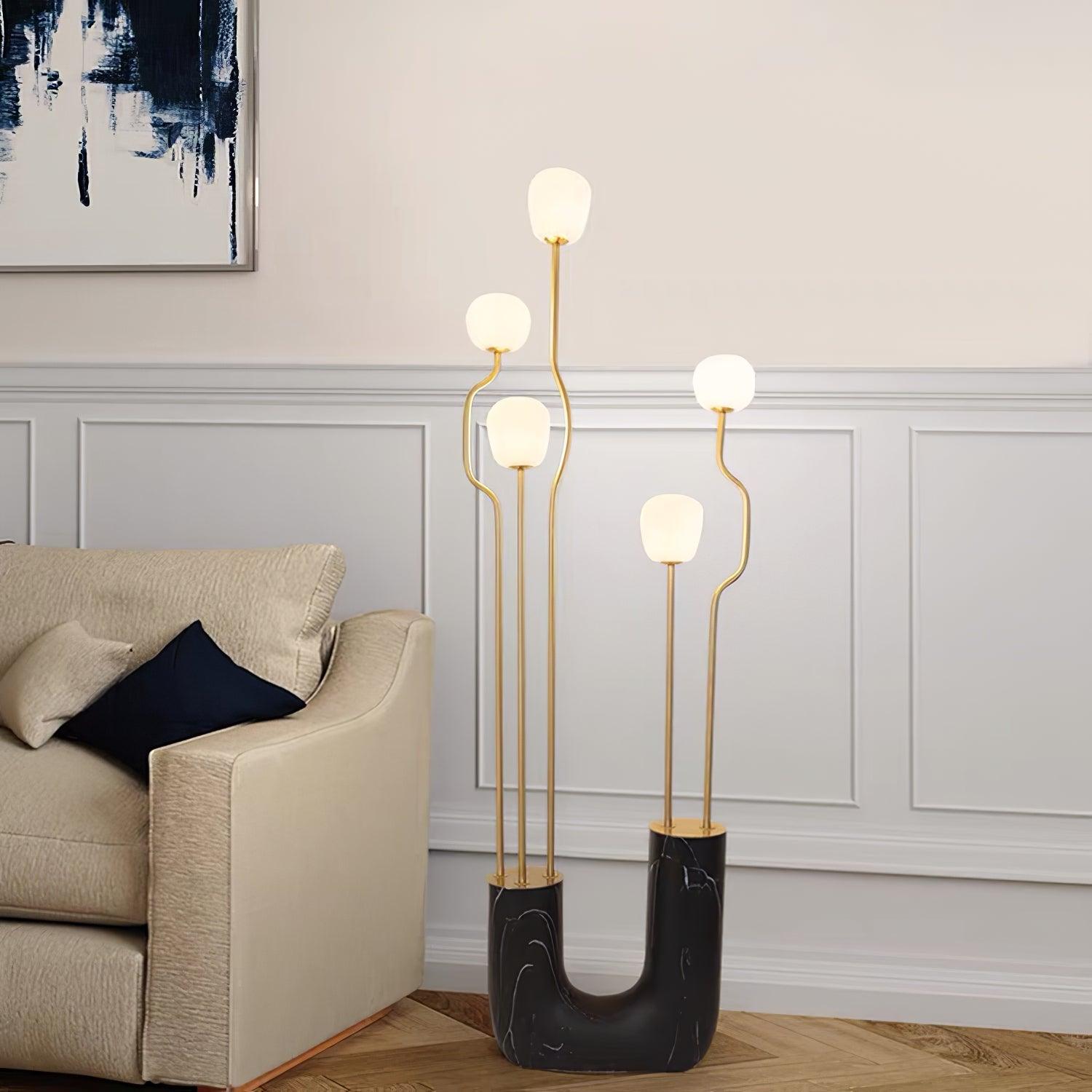 modern-comet-sculptural-floor-lamp-with-resin-and-metal-details-for-interior-lighting