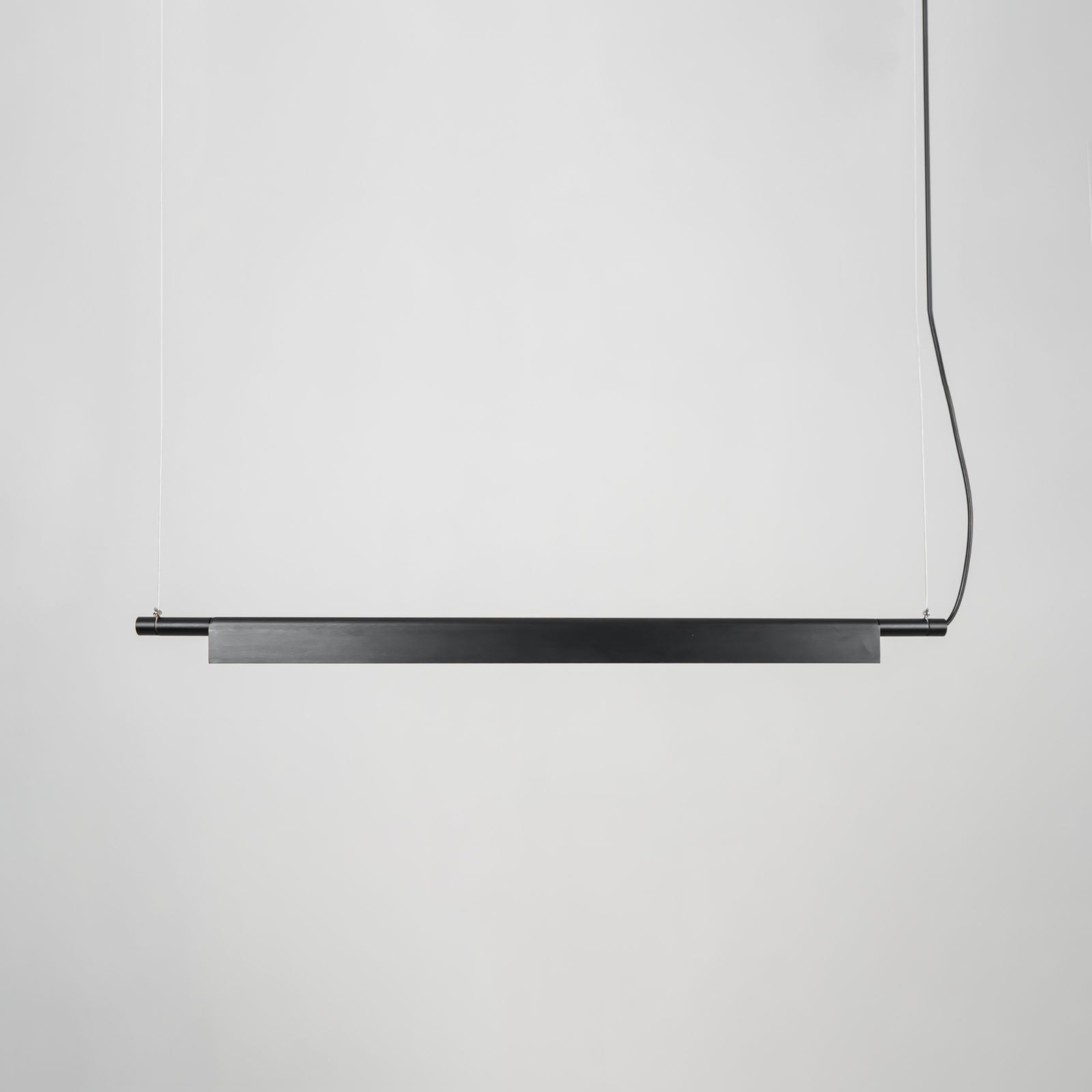 modern-minimalist-linear-led-pendant-light-adjustable-reflector-suspension-lamp