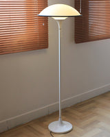 modern-ufo-minimalist-floor-lamp-with-acrylic-shade-and-metal-base-for-living-room