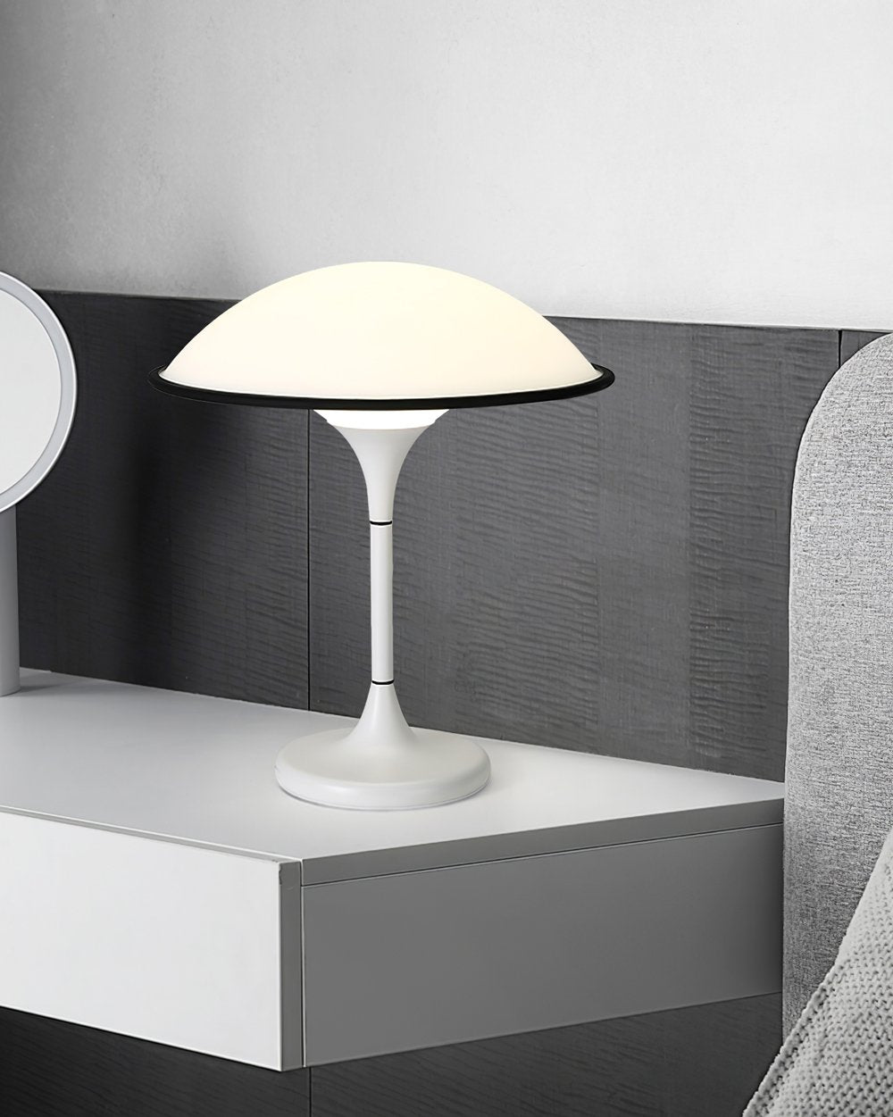 modern-ufo-inspired-table-lamp-with-sleek-metal-and-acrylic-design