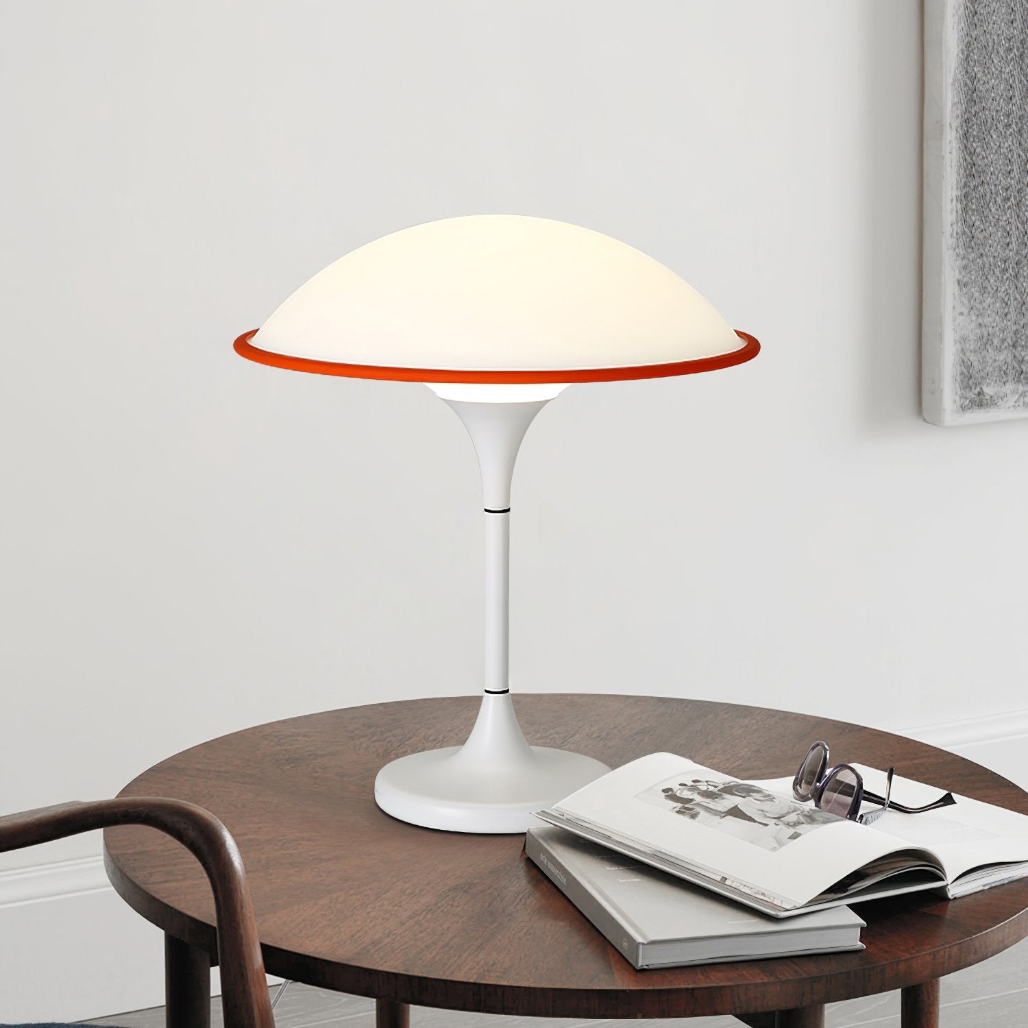 modern-ufo-inspired-table-lamp-with-sleek-metal-and-acrylic-design