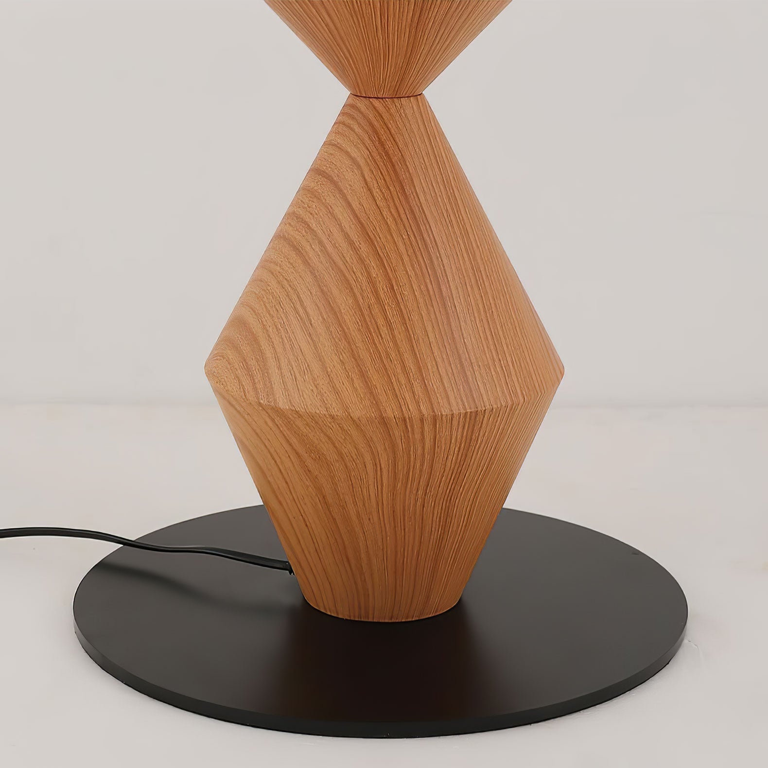 Modern Costantina Geometric Tower Floor Lamp with Diamond LED Segments