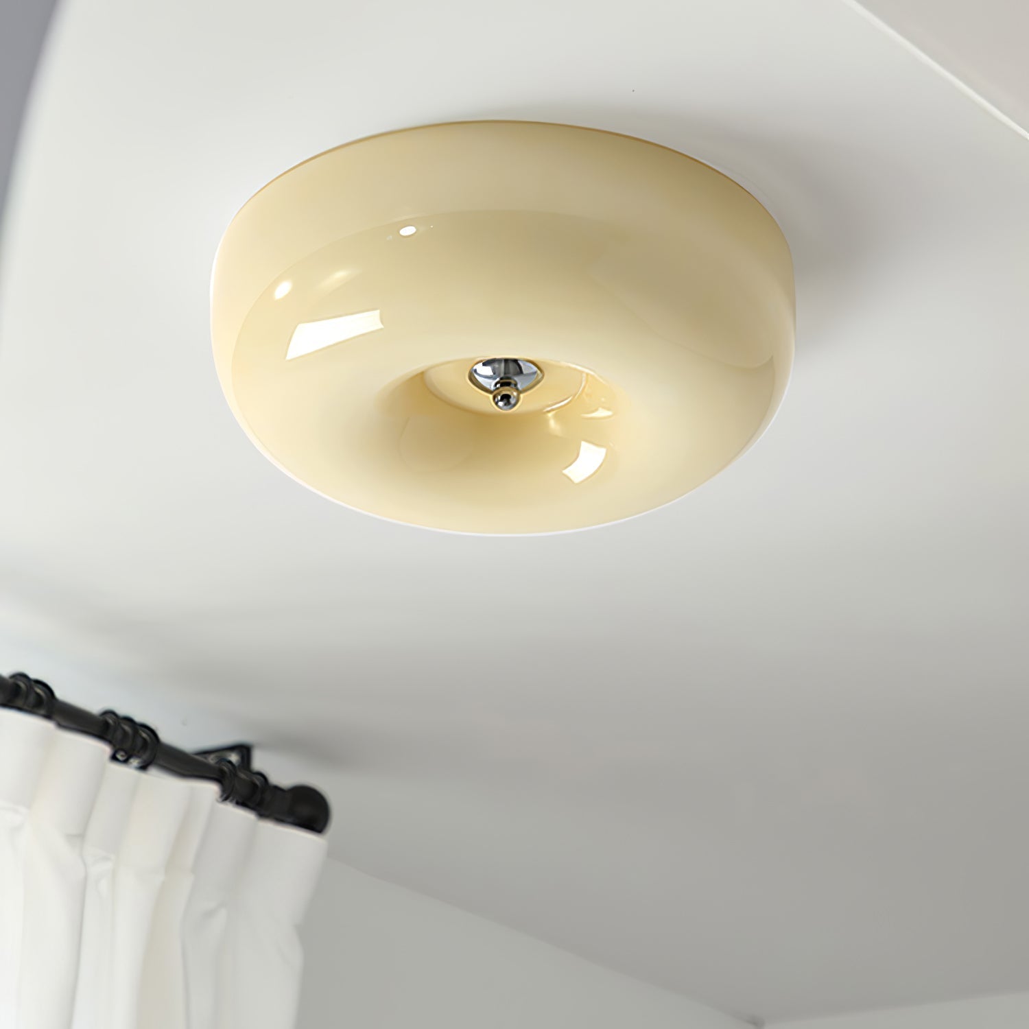 Cream Pudding Round Glass Ceiling Lamp Modern Minimalist LED Flush Mount Lighting Fixture