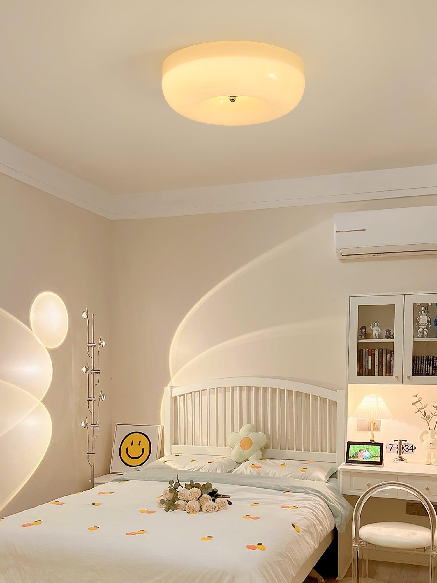 Cream Pudding Round Glass Ceiling Lamp Modern Minimalist LED Flush Mount Lighting Fixture