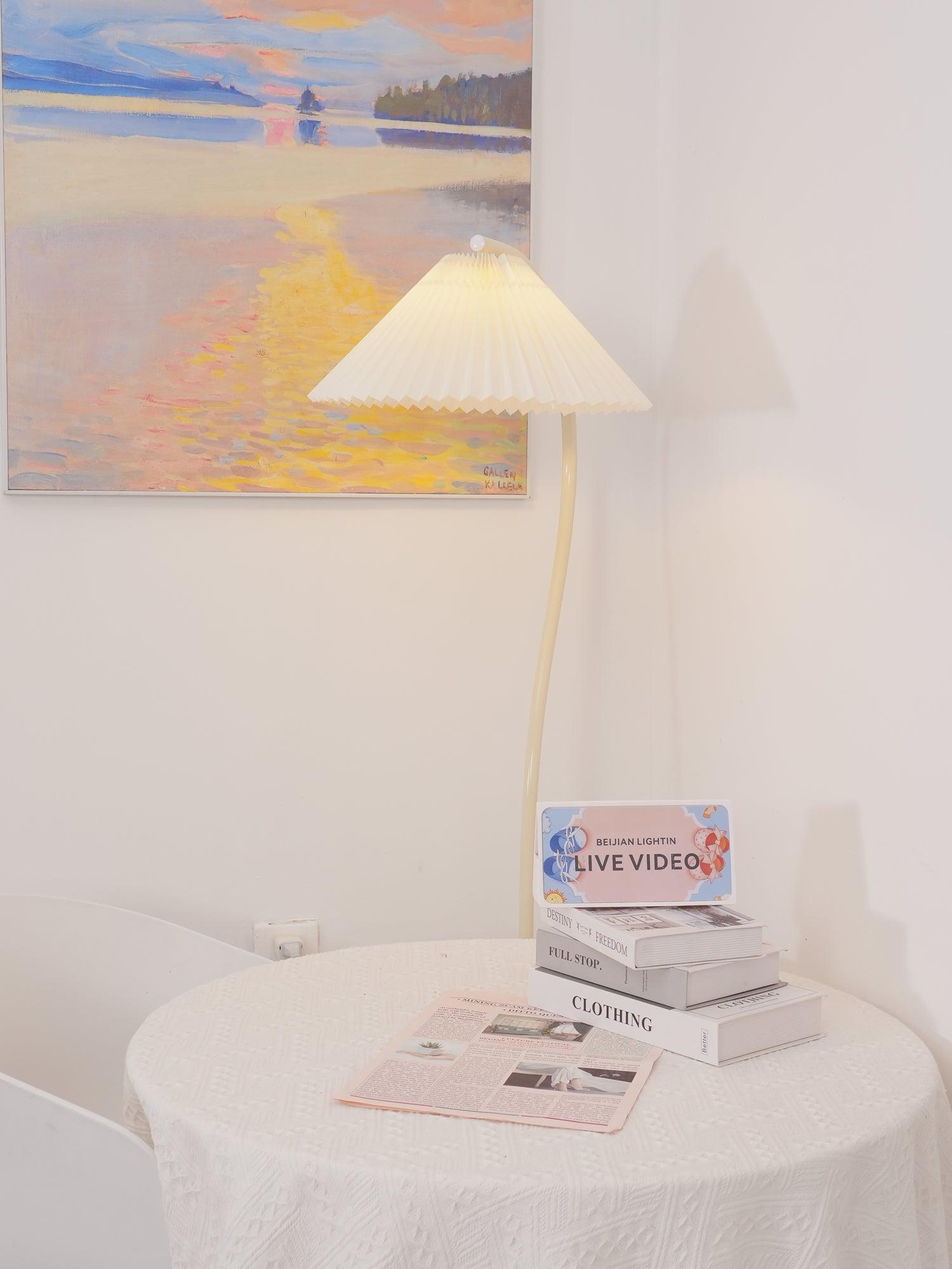 Mid Century Modern Pleated Shade Floor Lamp Retro Elegant Standing Light for Living Room