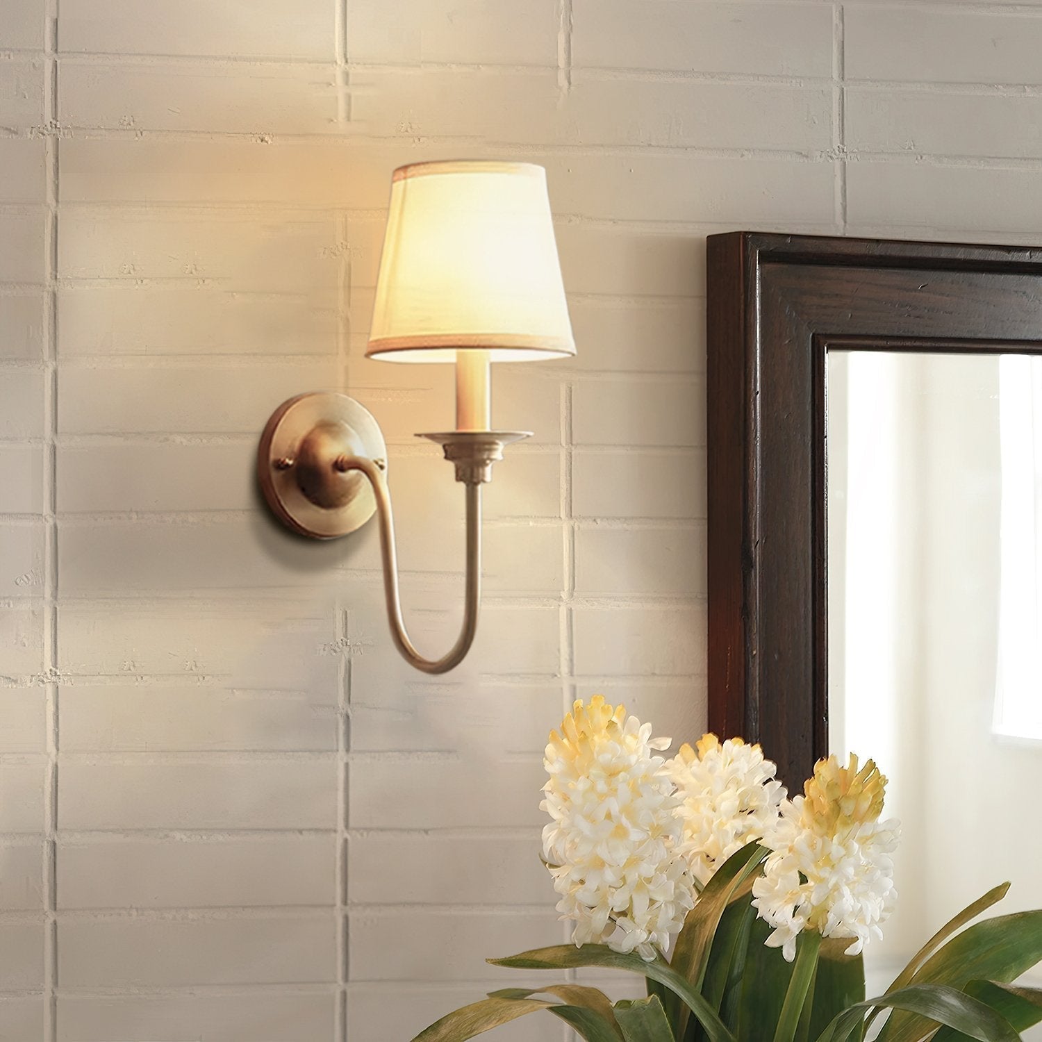 croix-modern-minimalist-sconce-wall-lamp-with-polished-brass-and-white-linen