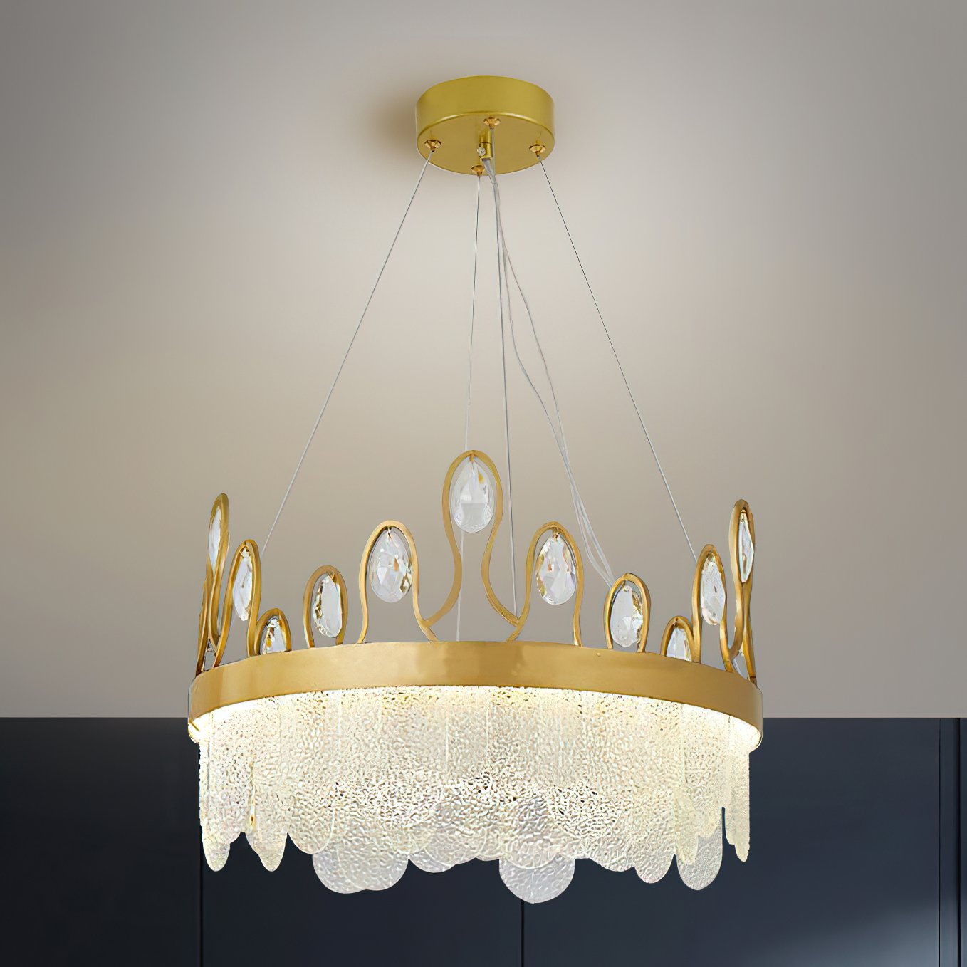 luxury-crown-design-glass-crystal-pendant-light-gold-finish-integrated-led-chandelier