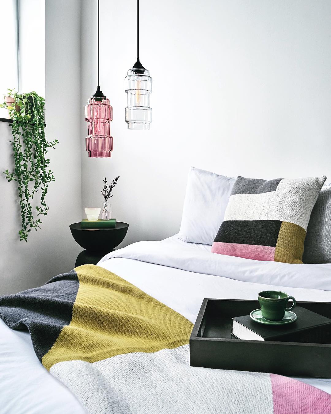 elegant-crystalline-glass-pendant-light-modern-colorful-hanging-lamp-for-kitchen-island-and-dining-room