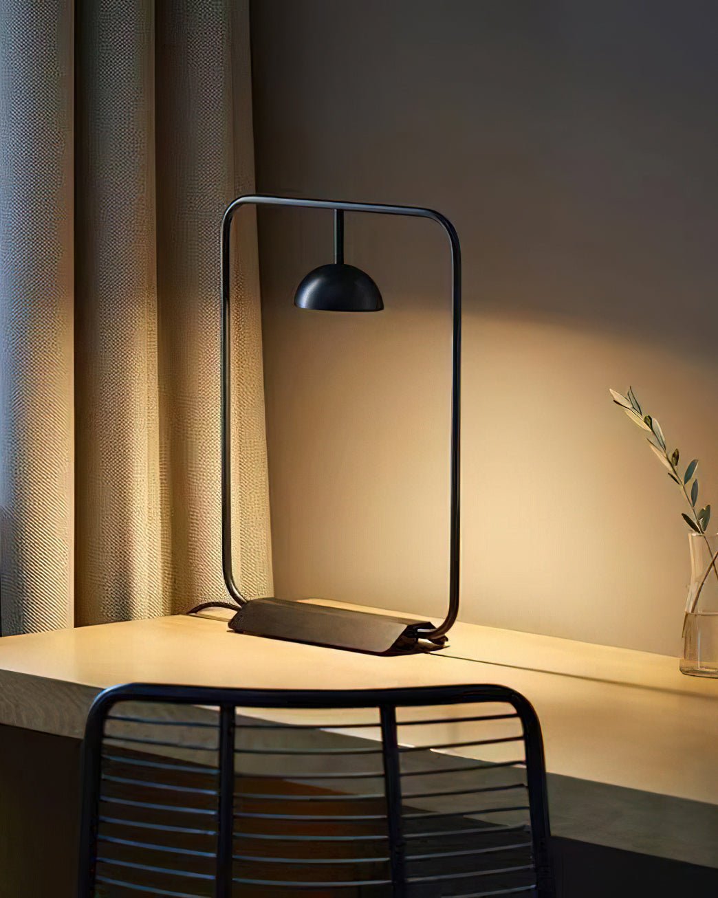 Modern Minimalist Cupolina Dome Table Lamp with Curved Metal Body for Reading and Office