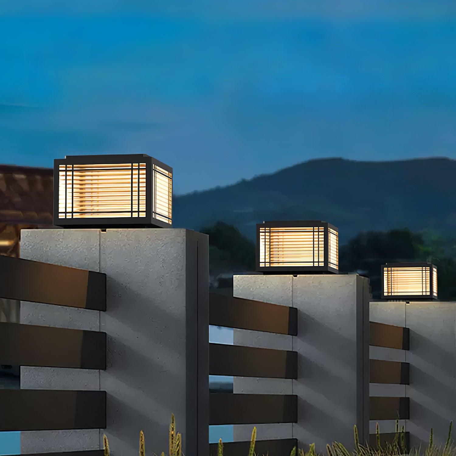modern-stainless-steel-outdoor-solar-pillar-light-for-garden-deck-and-fence