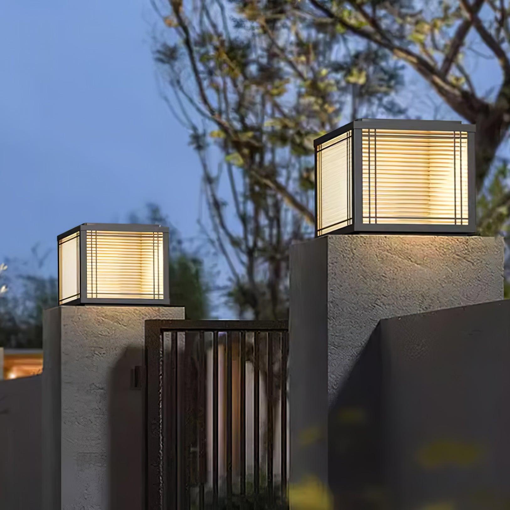 modern-stainless-steel-outdoor-solar-pillar-light-for-garden-deck-and-fence