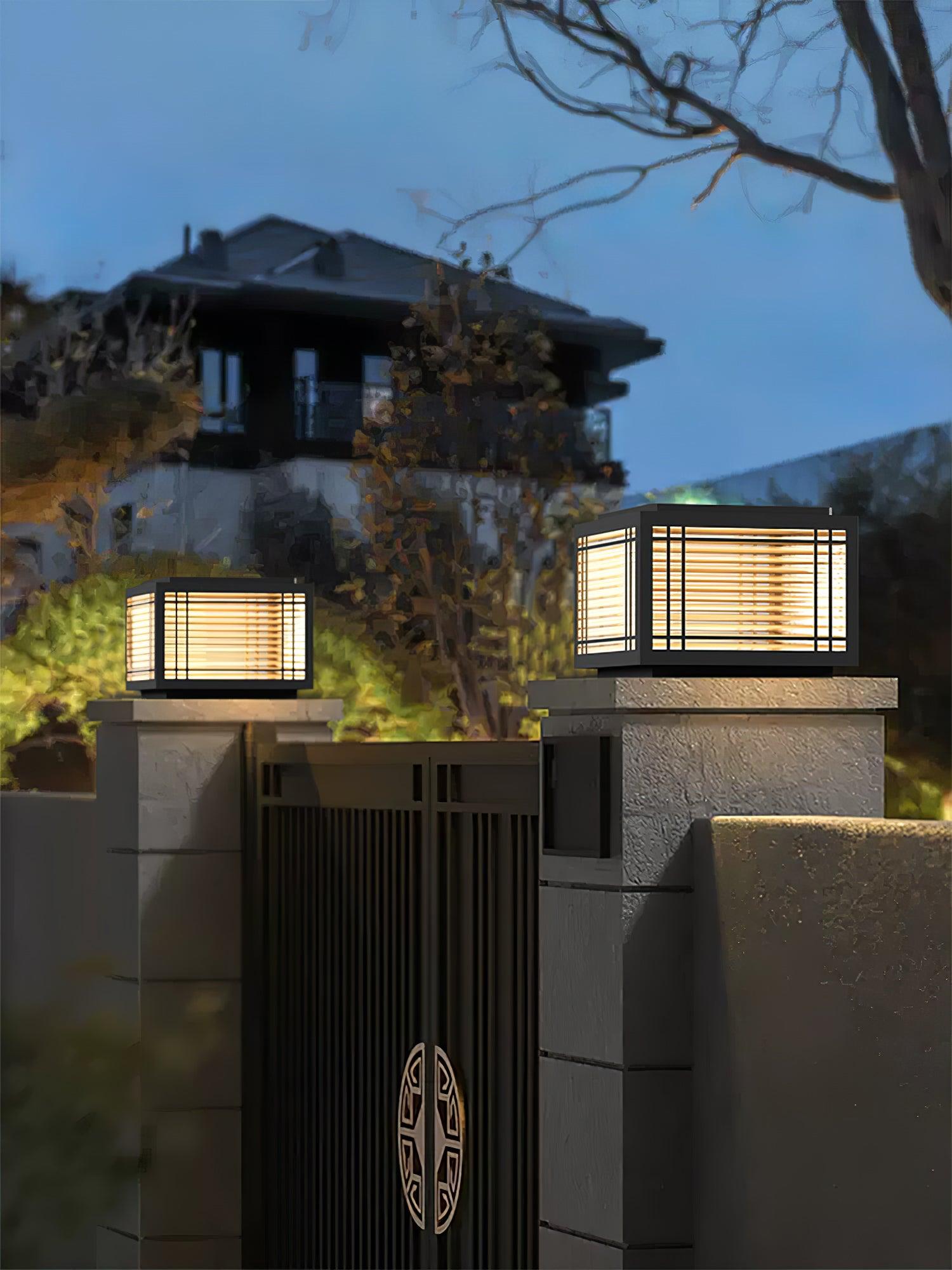 modern-stainless-steel-outdoor-solar-pillar-light-for-garden-deck-and-fence