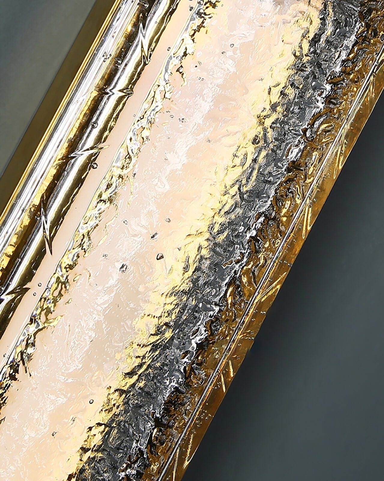 modern-bubble-glass-wall-sconce-with-gold-finish-integrated-led-indoor-lighting
