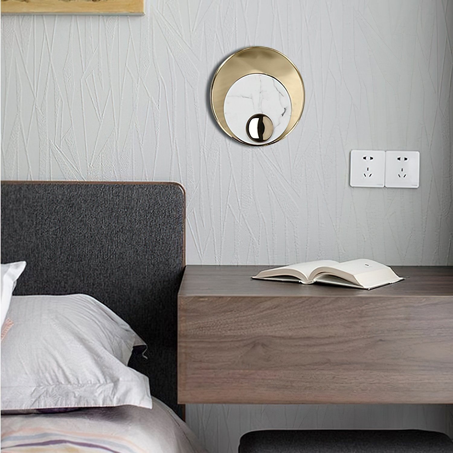 geometric-morphing-wall-sconce-with-premium-marble-and-metal-finish-for-modern-interiors