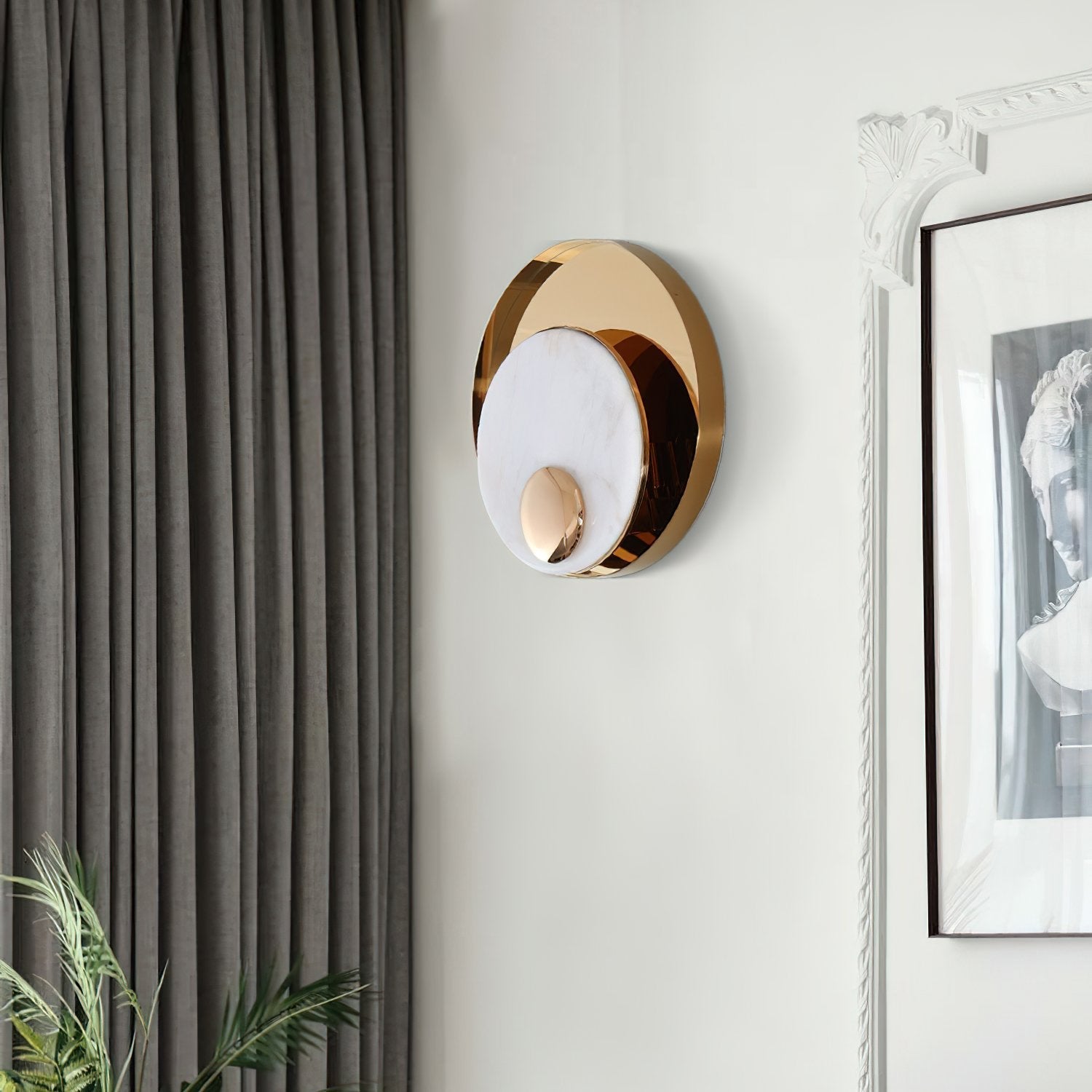 geometric-morphing-wall-sconce-with-premium-marble-and-metal-finish-for-modern-interiors