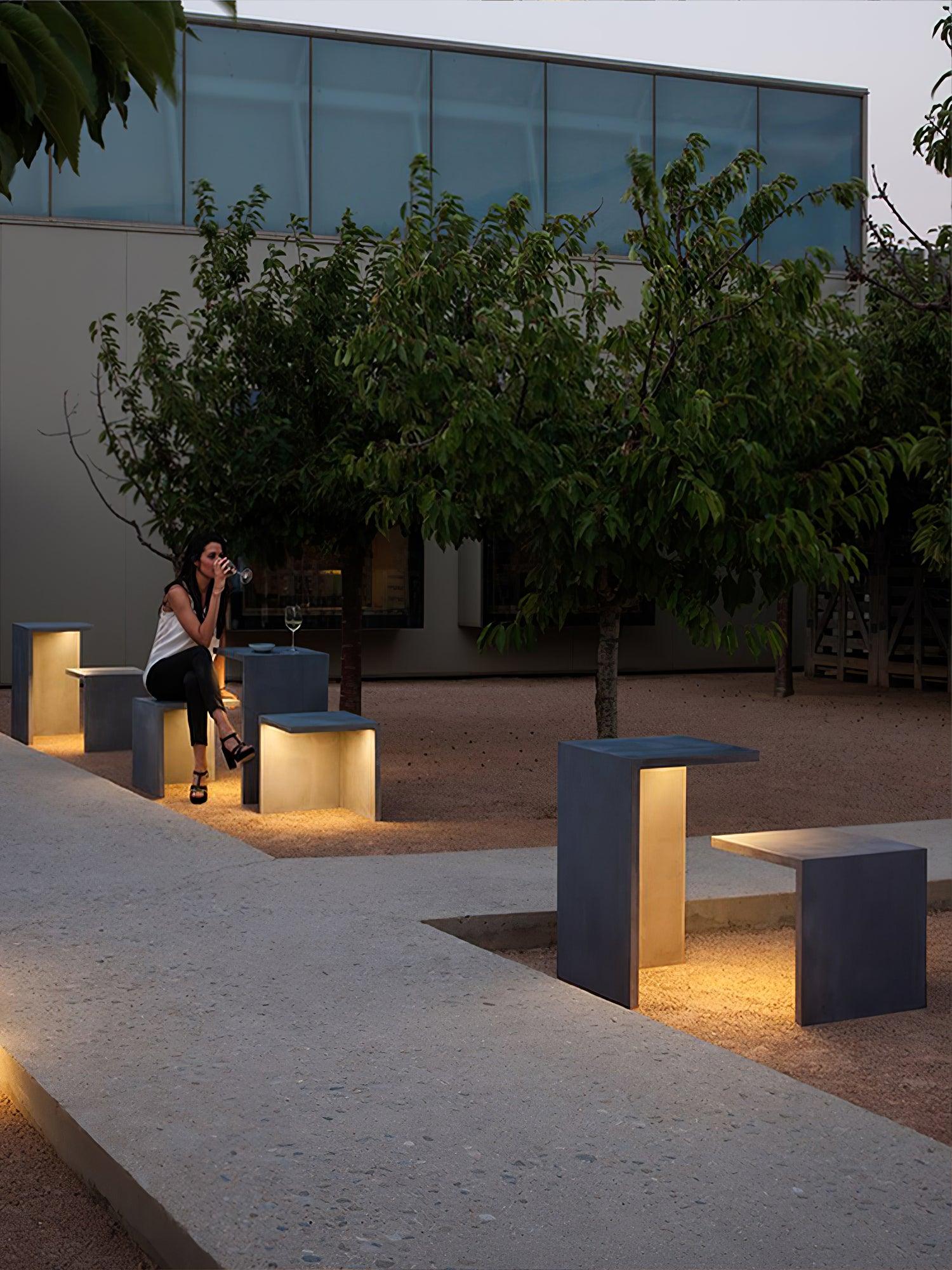 Modern Outdoor LED Landscape Light Stainless Steel Waterproof Garden Post Lamp