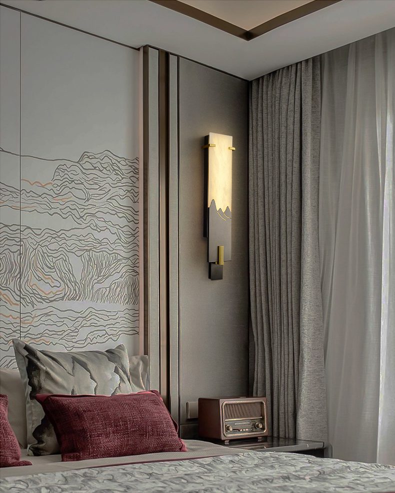 modern-alabaster-stone-wall-sconce-vertical-led-light-with-bronze-accent-for-living-room