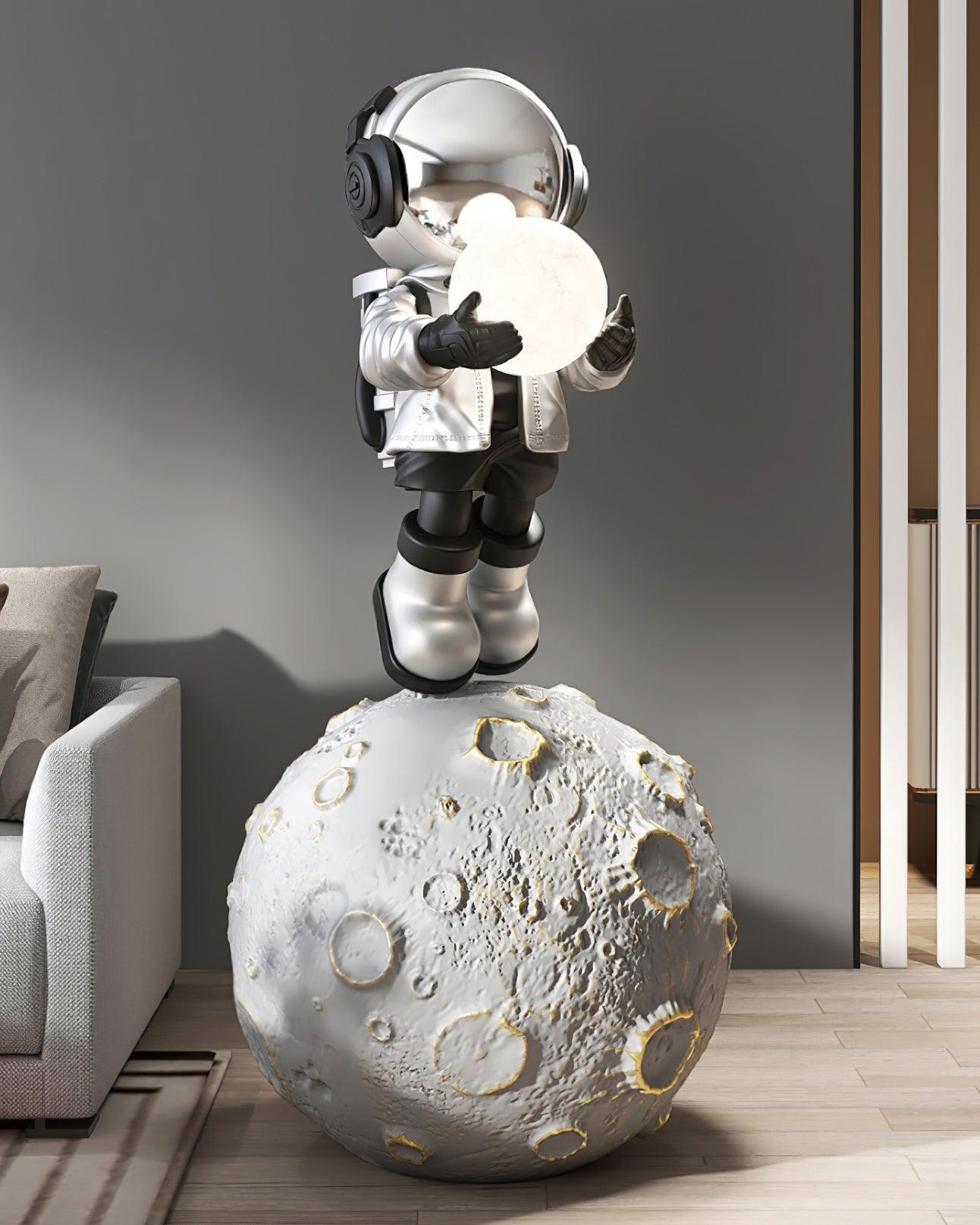 Modern Astronaut Diver LED Floor Lamp with Built-in Battery for Creative Space Theme Decor