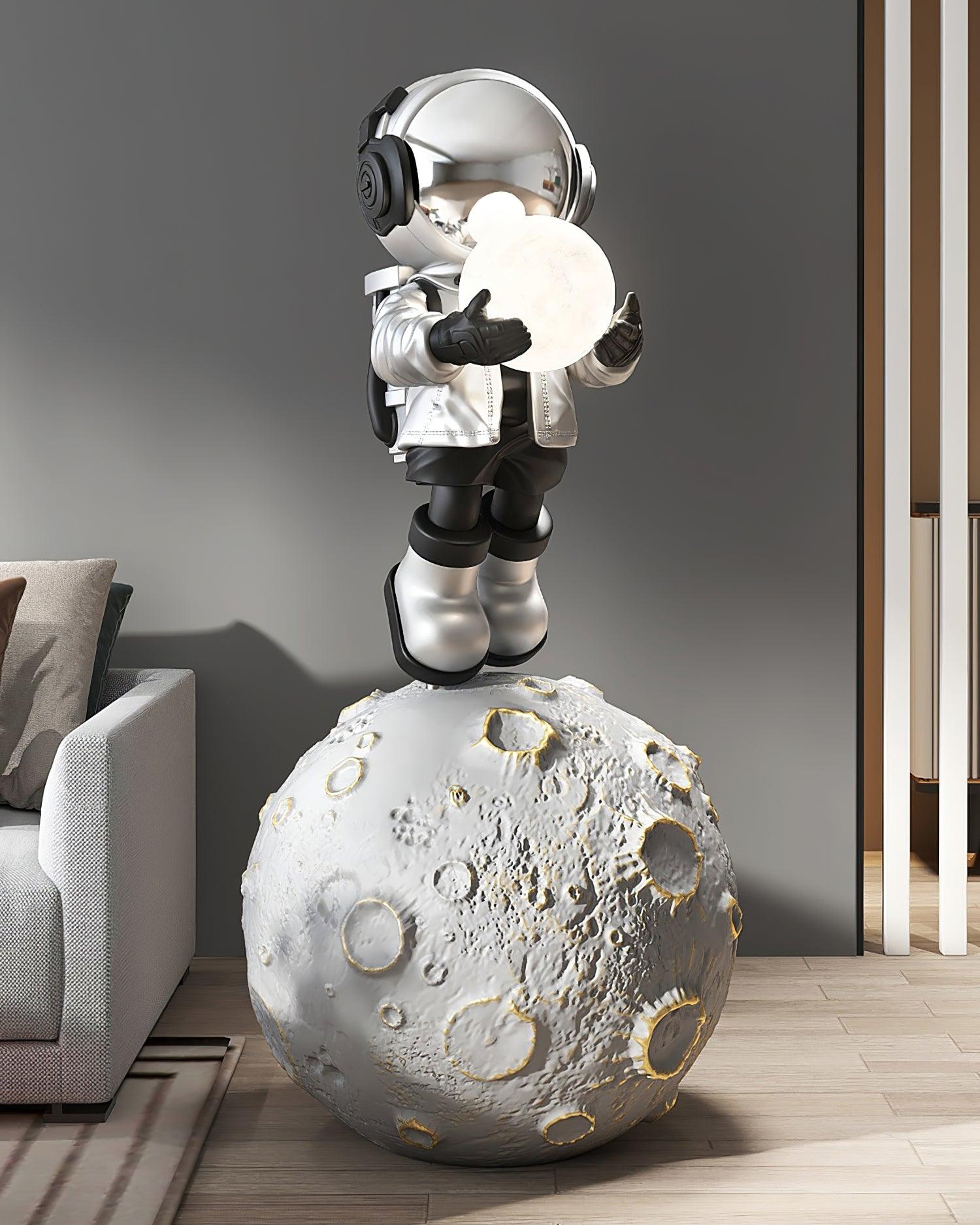 Modern Astronaut Diver LED Floor Lamp with Built-in Battery for Creative Space Theme Decor