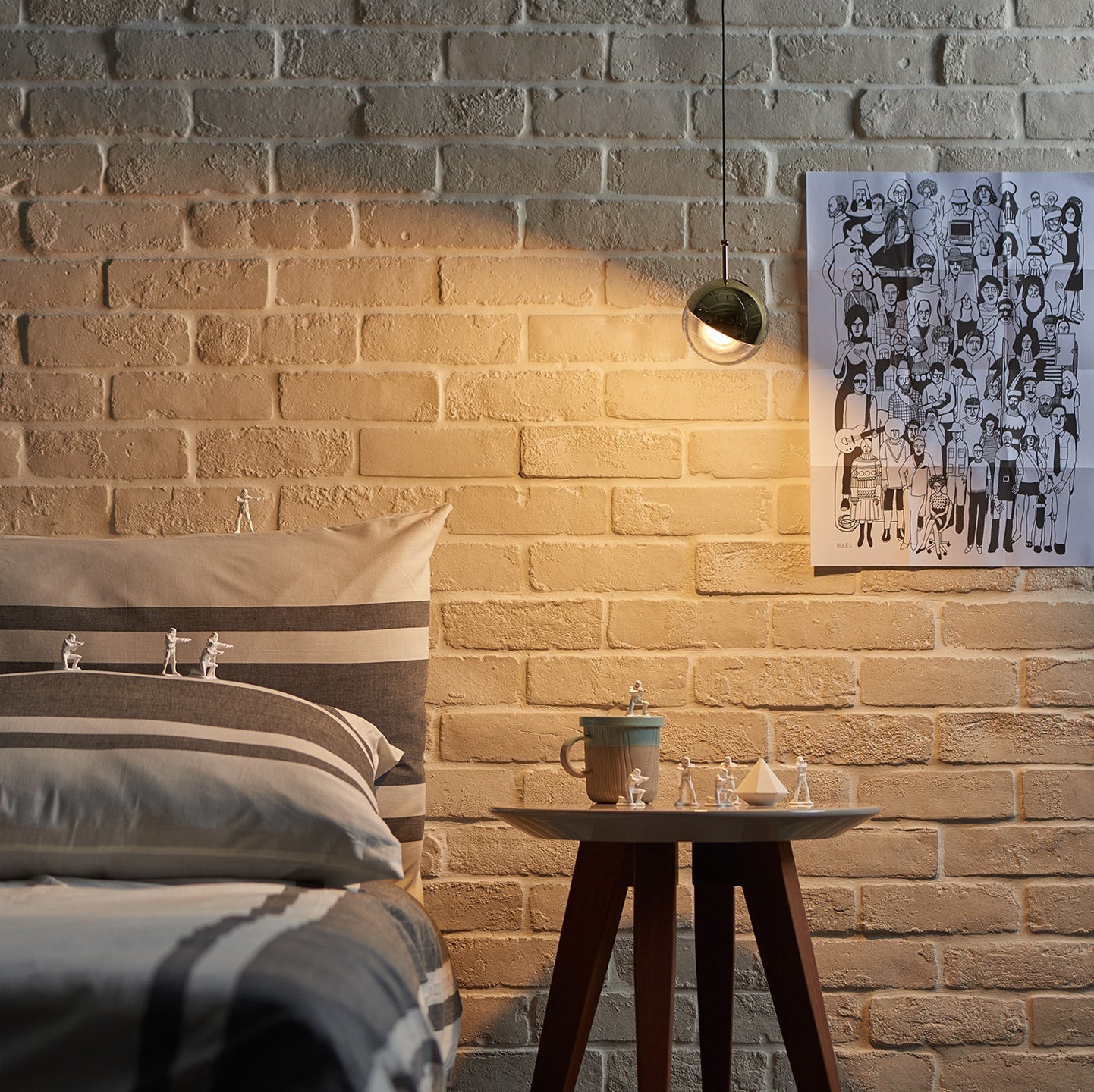 Modern Multi Head Glass Sphere LED Pendant Light for Restaurant and Home Decor