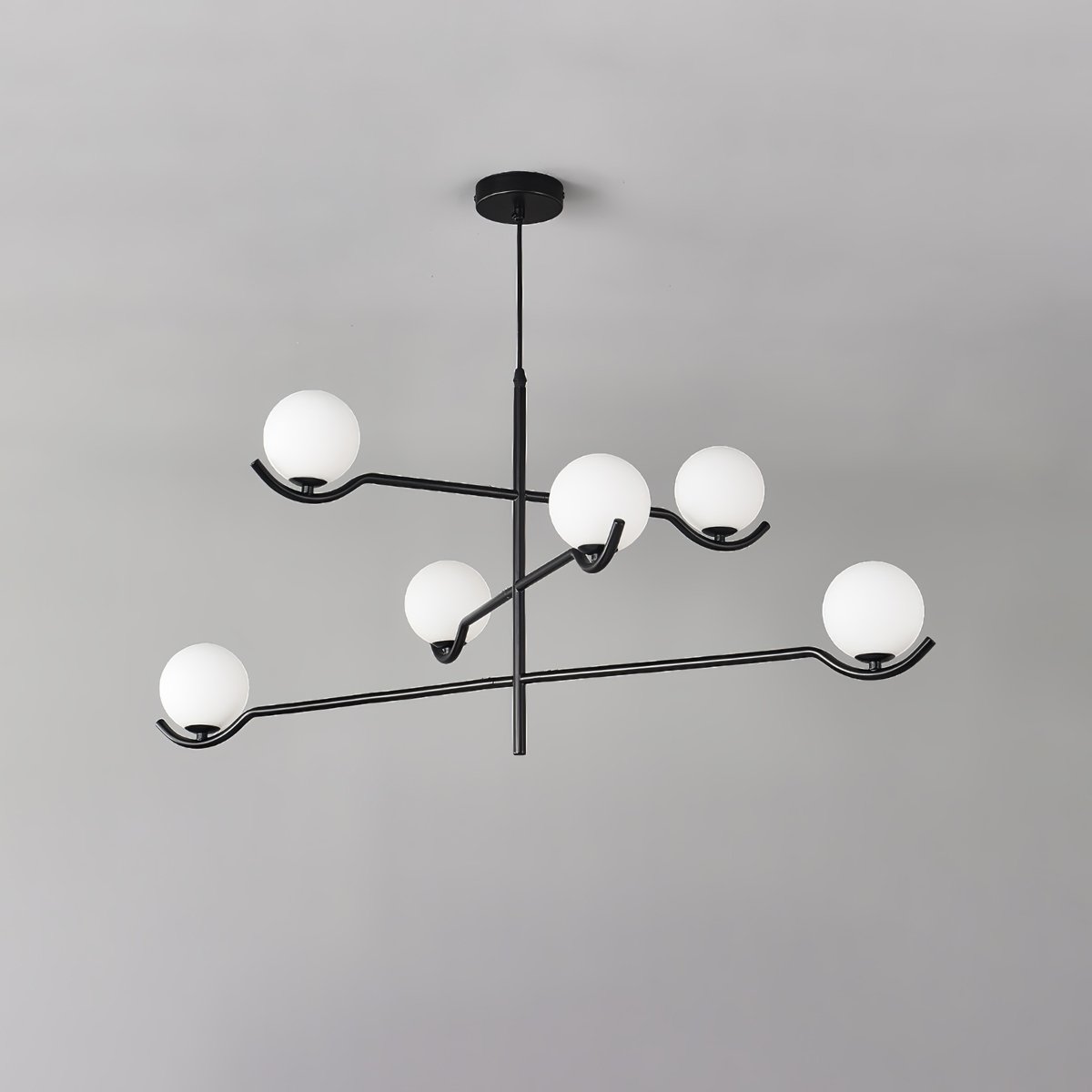 modern-metal-and-glass-globe-pendant-light-for-dining-room-in-gold-and-black-finish
