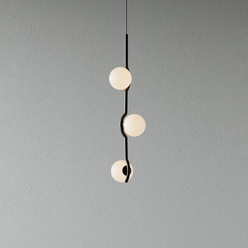 modern-metal-and-glass-globe-pendant-light-for-dining-room-in-gold-and-black-finish