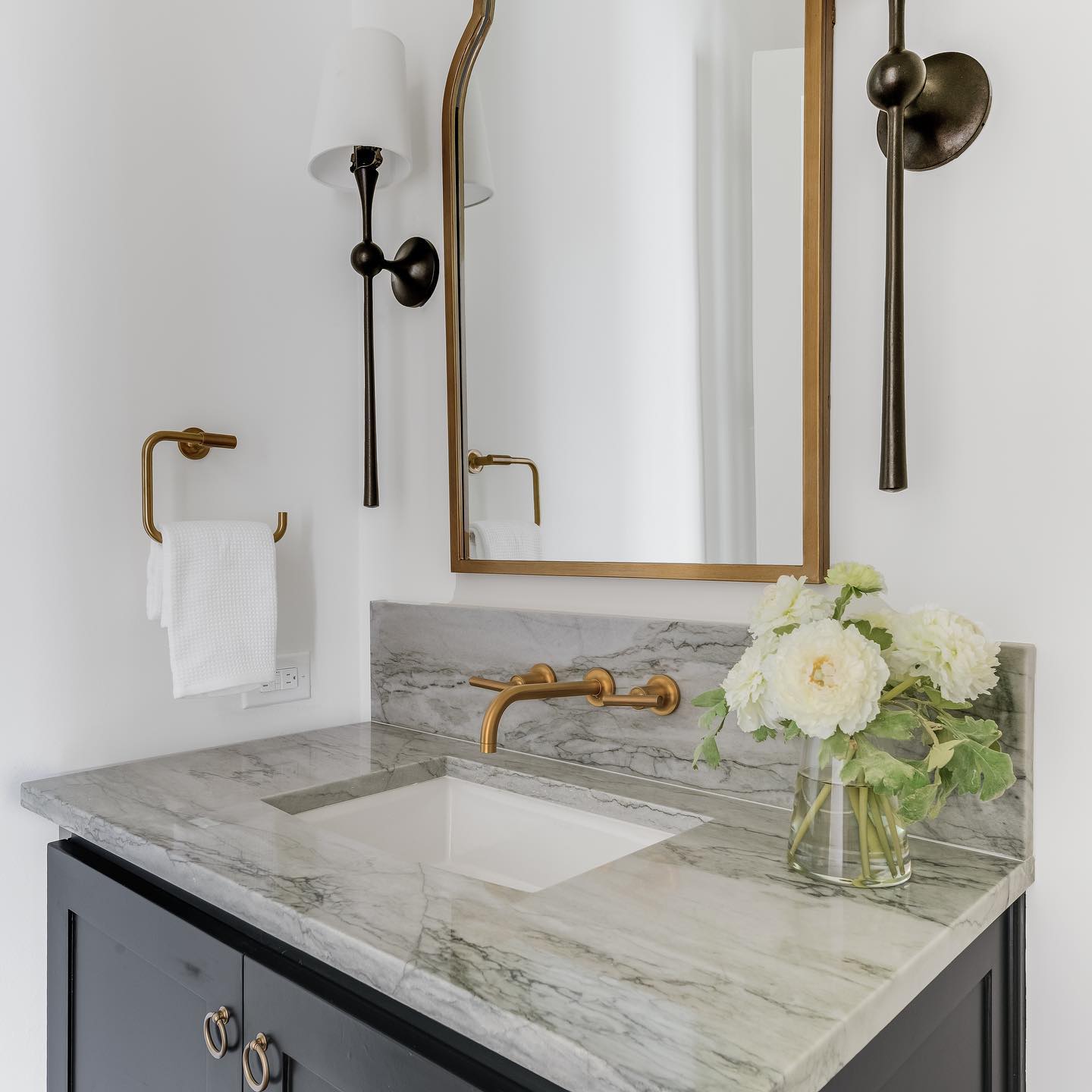 trumpet-style-dover-tail-wall-sconce-with-fabric-shade-for-living-room