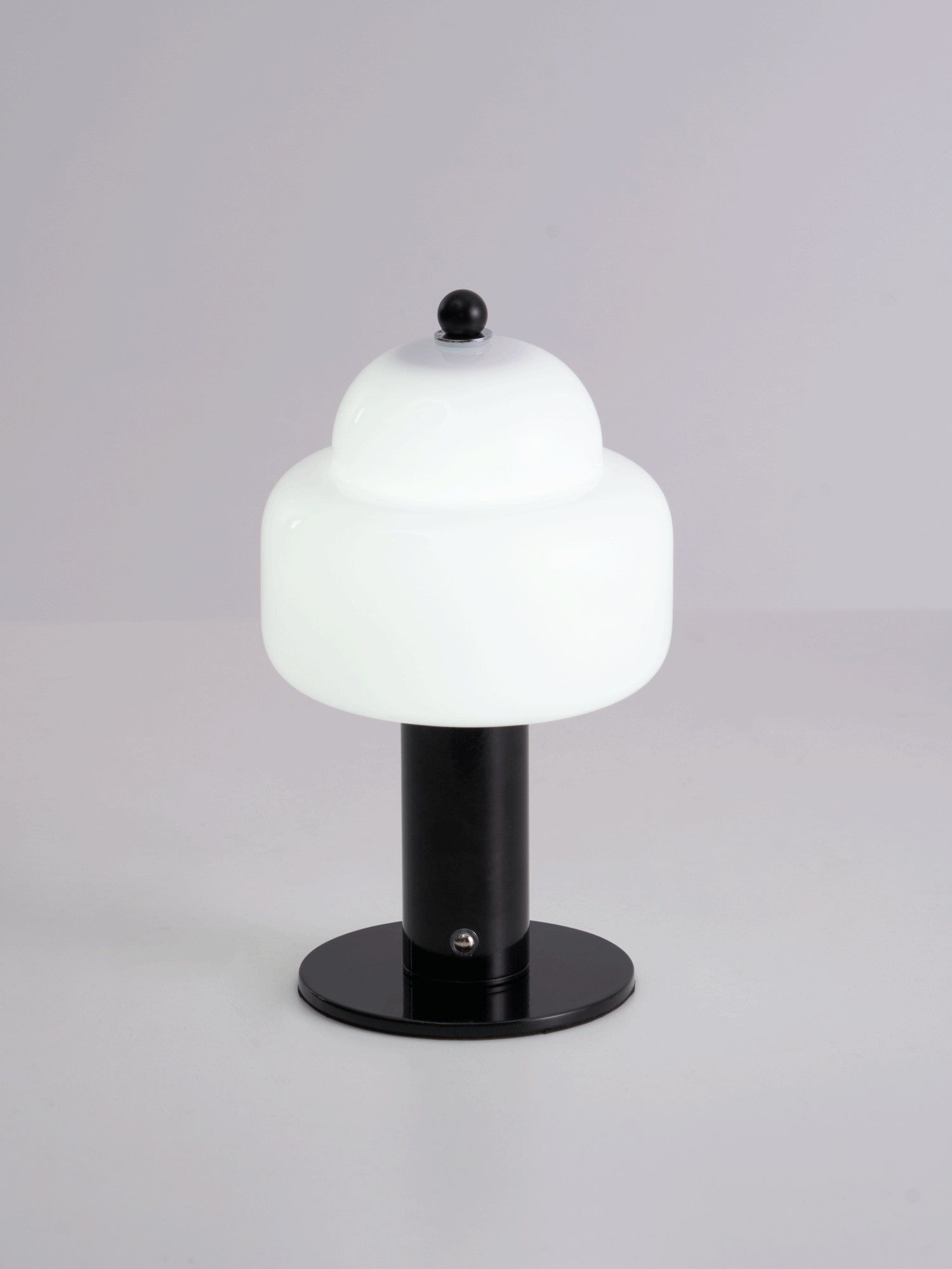 modern-drome-sculptural-glass-led-table-lamp-with-touch-switch-for-bedside-decor