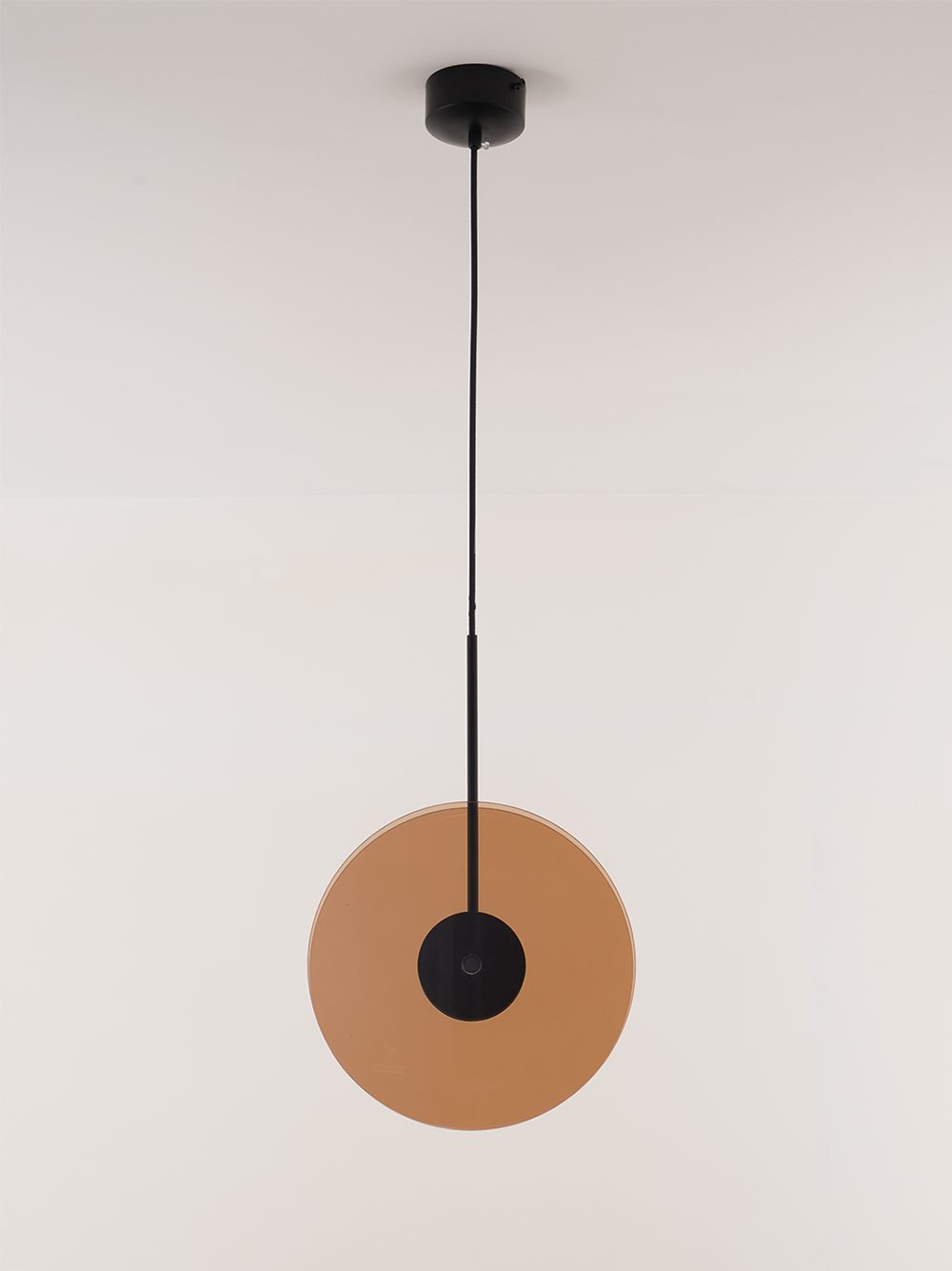 modern-eclipse-metalized-glass-disc-pendant-lamp-with-brass-details-and-soft-integrated-led-lighting