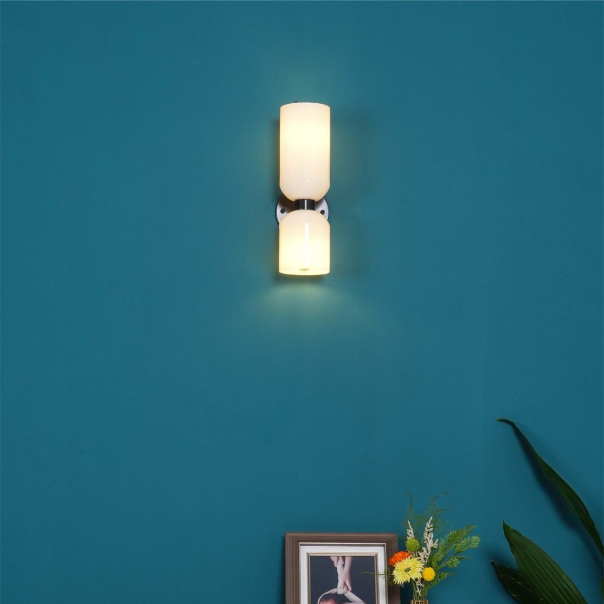 modern-glass-globe-wall-sconce-lighting-for-indoor-home-decor-and-bedrooms