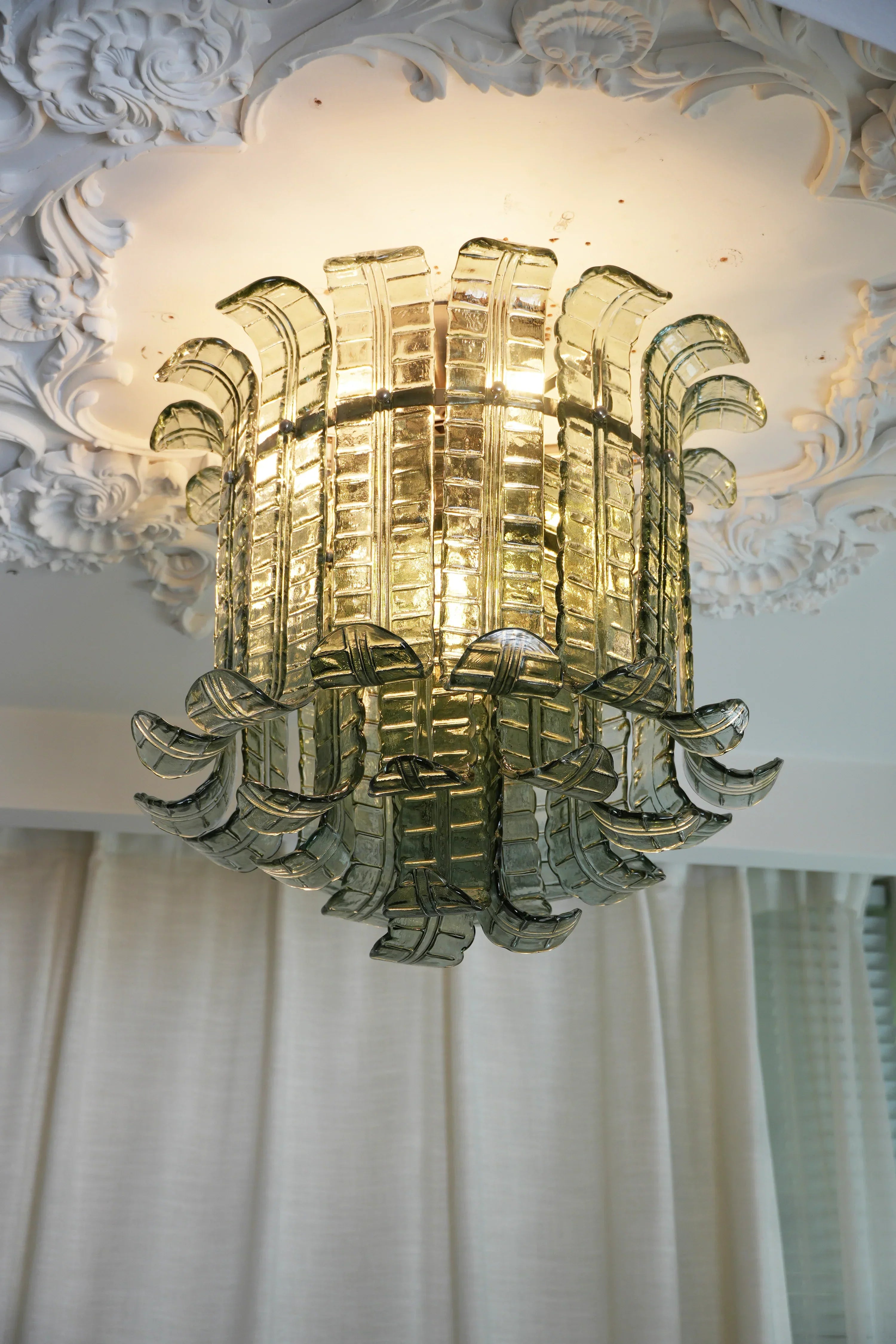 handcrafted-green-murano-leaf-glass-flush-mount-ceiling-lamp-for-luxury-interiors